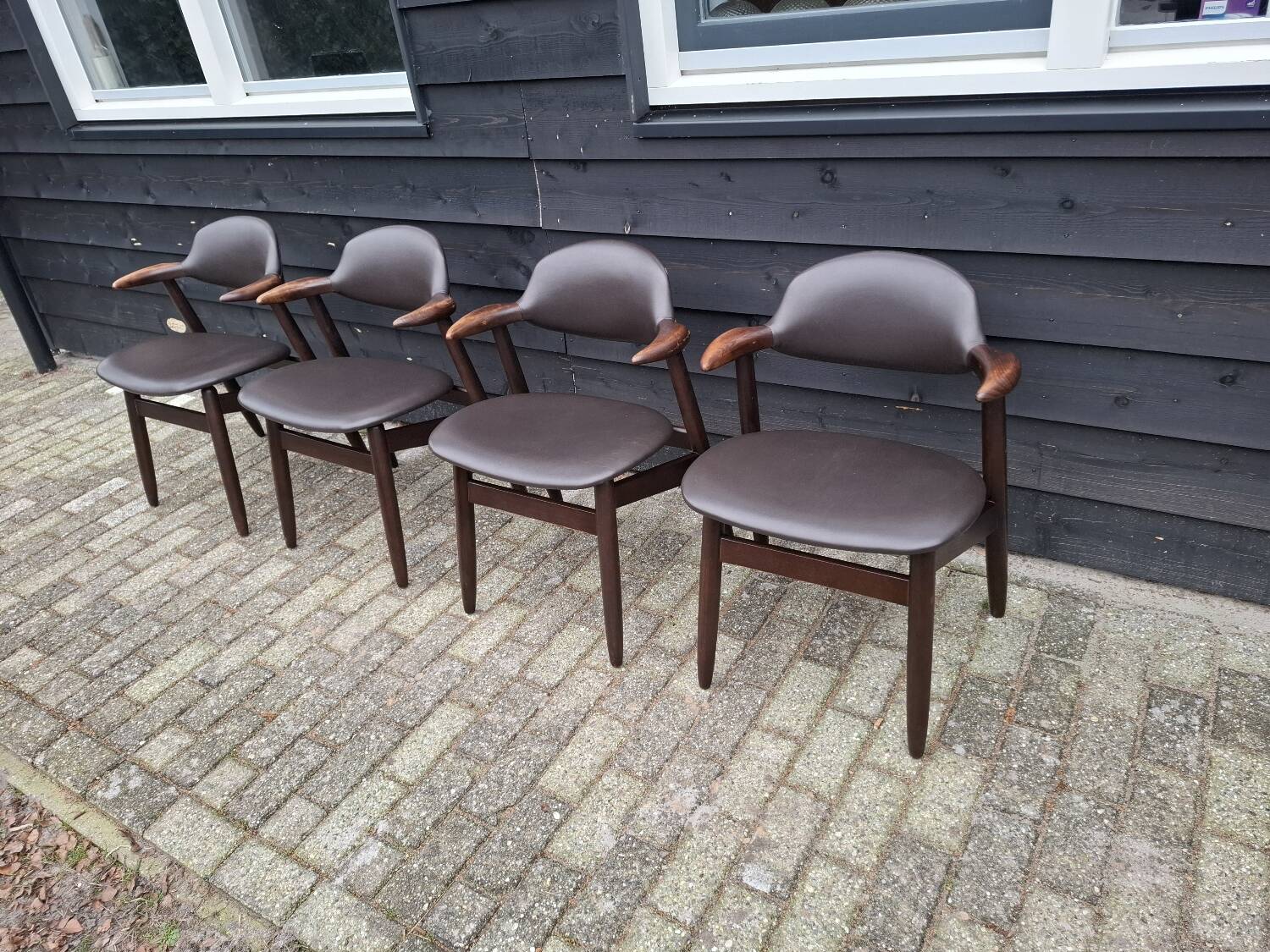 4 tijsseling cowhorn chairs