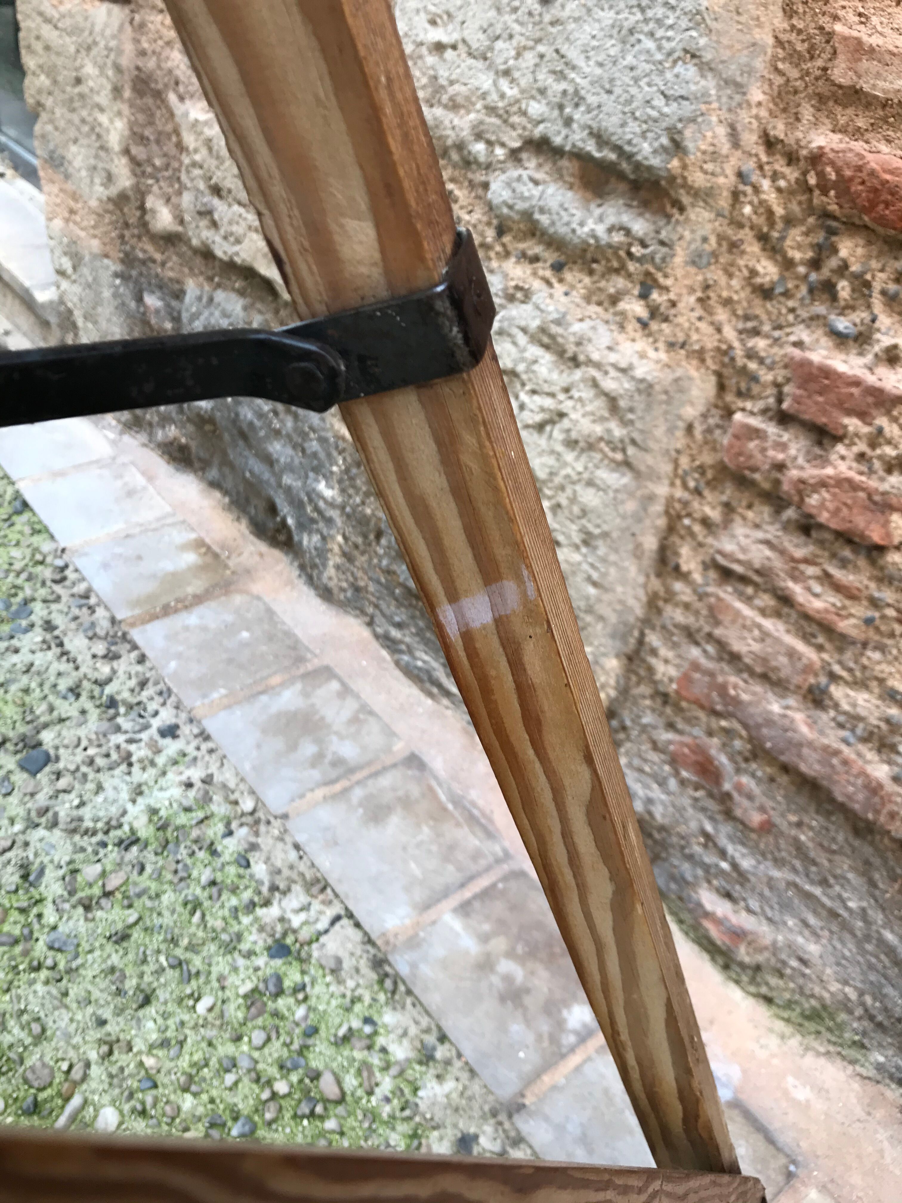 Wooden painter stepladder