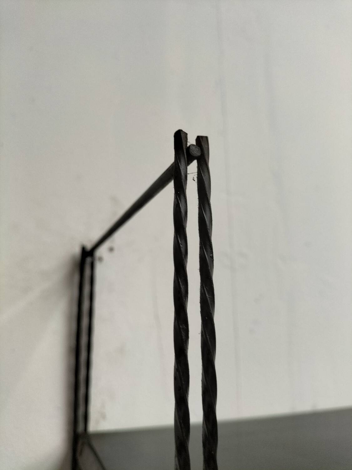 Étagère modulable en metal