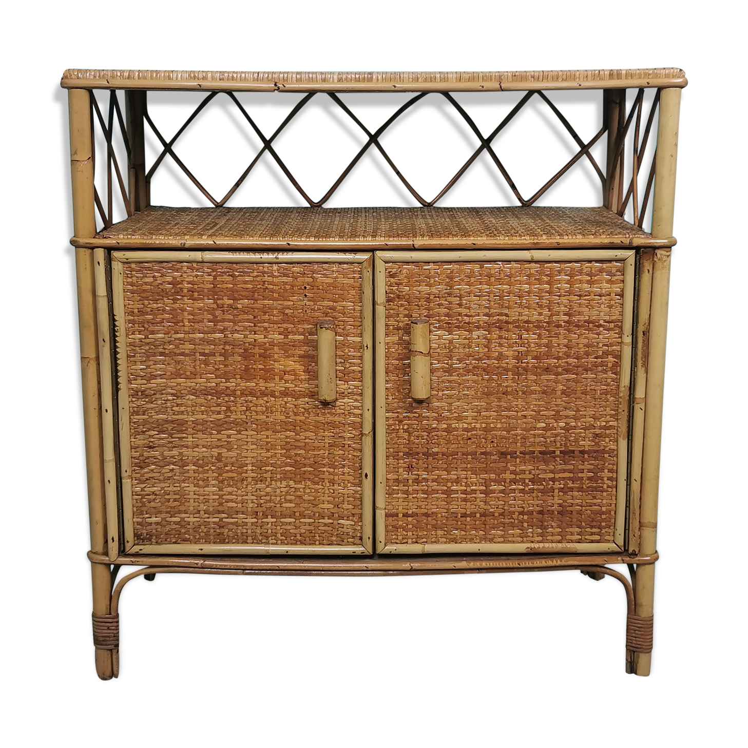 Rattan Buffet