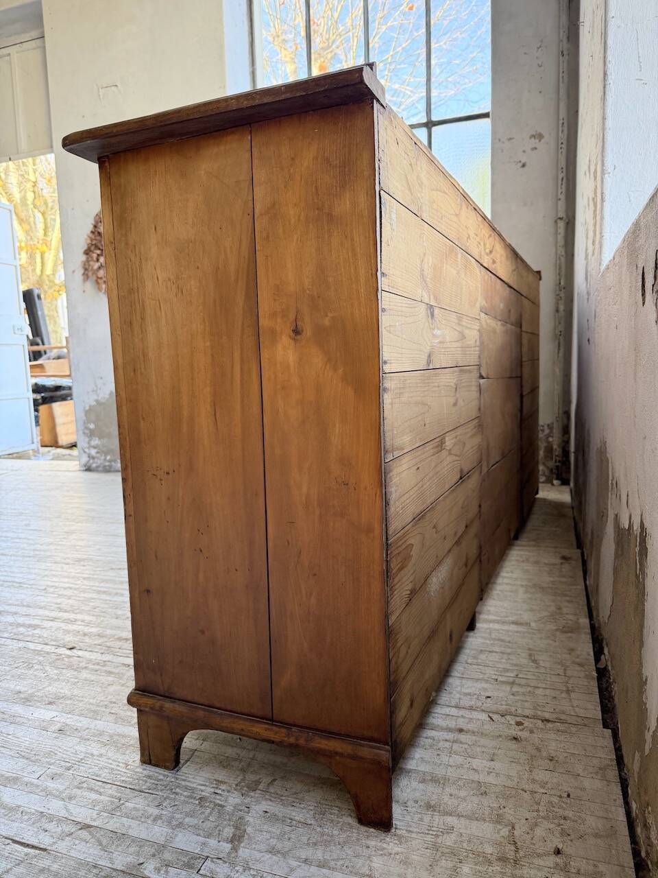 Mountain walnut furniture XXL 1900