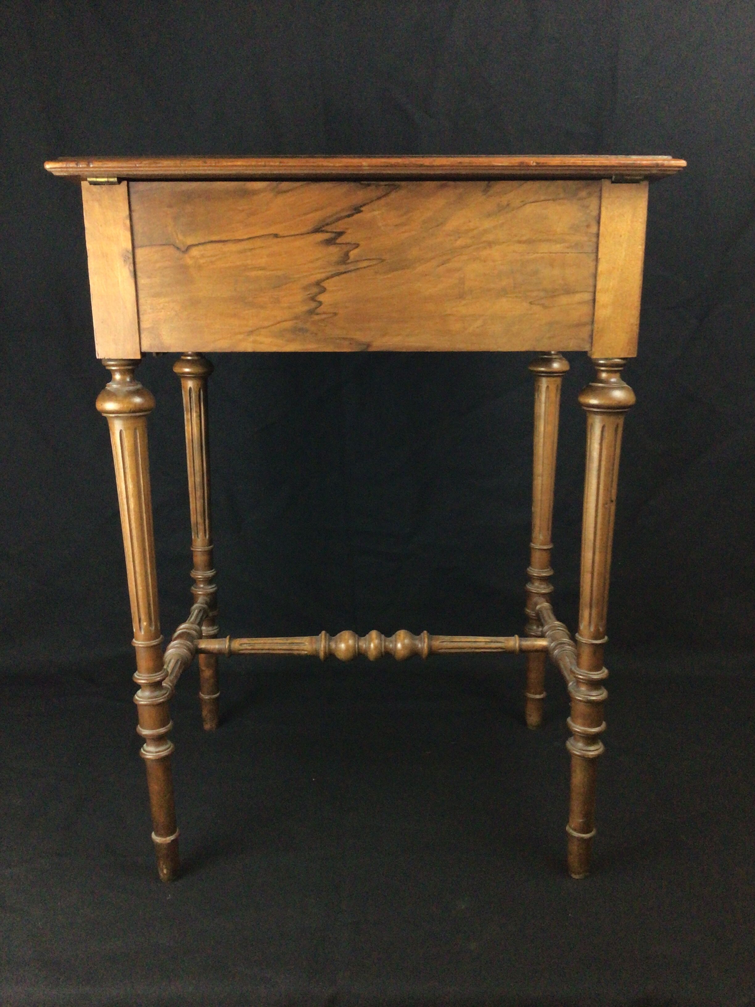 Hairdresser wood worker