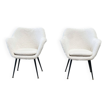 Boucle lounge / easy chairs
