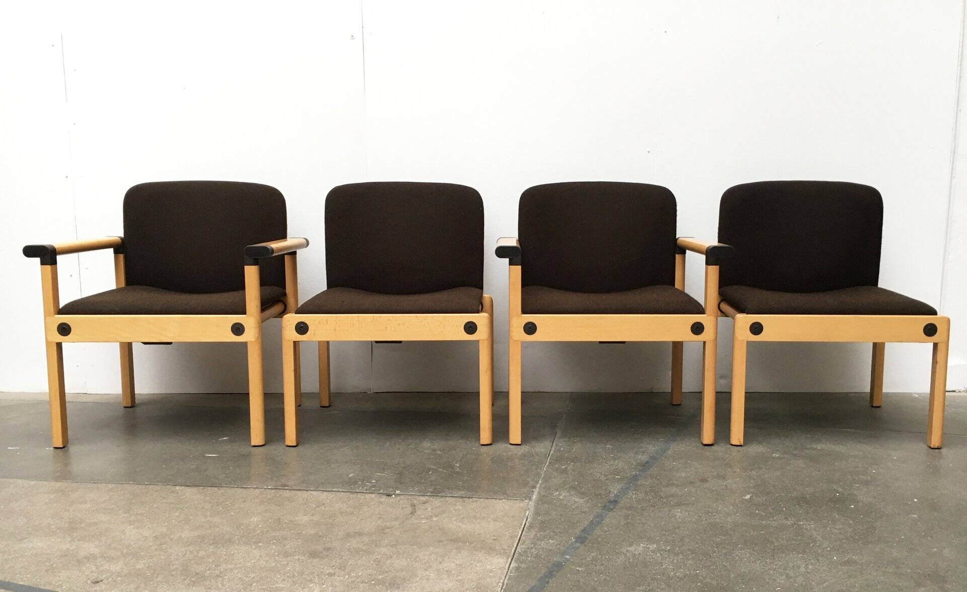 Mid-century Series 77 armchairs by Gerd Lange for Schlapp Möbel, 1970s, set of 4.