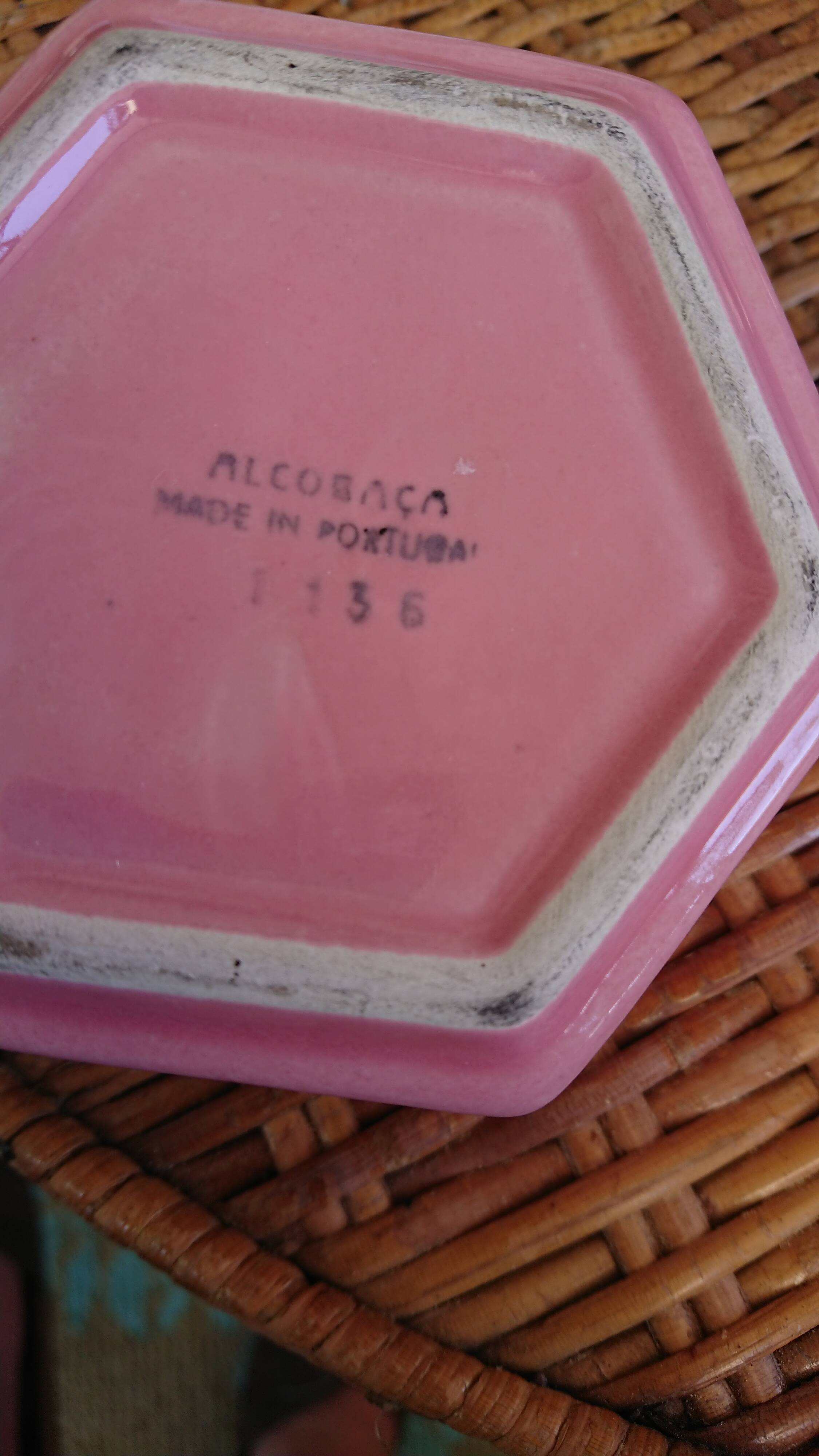 Pink porcelain jewelry box