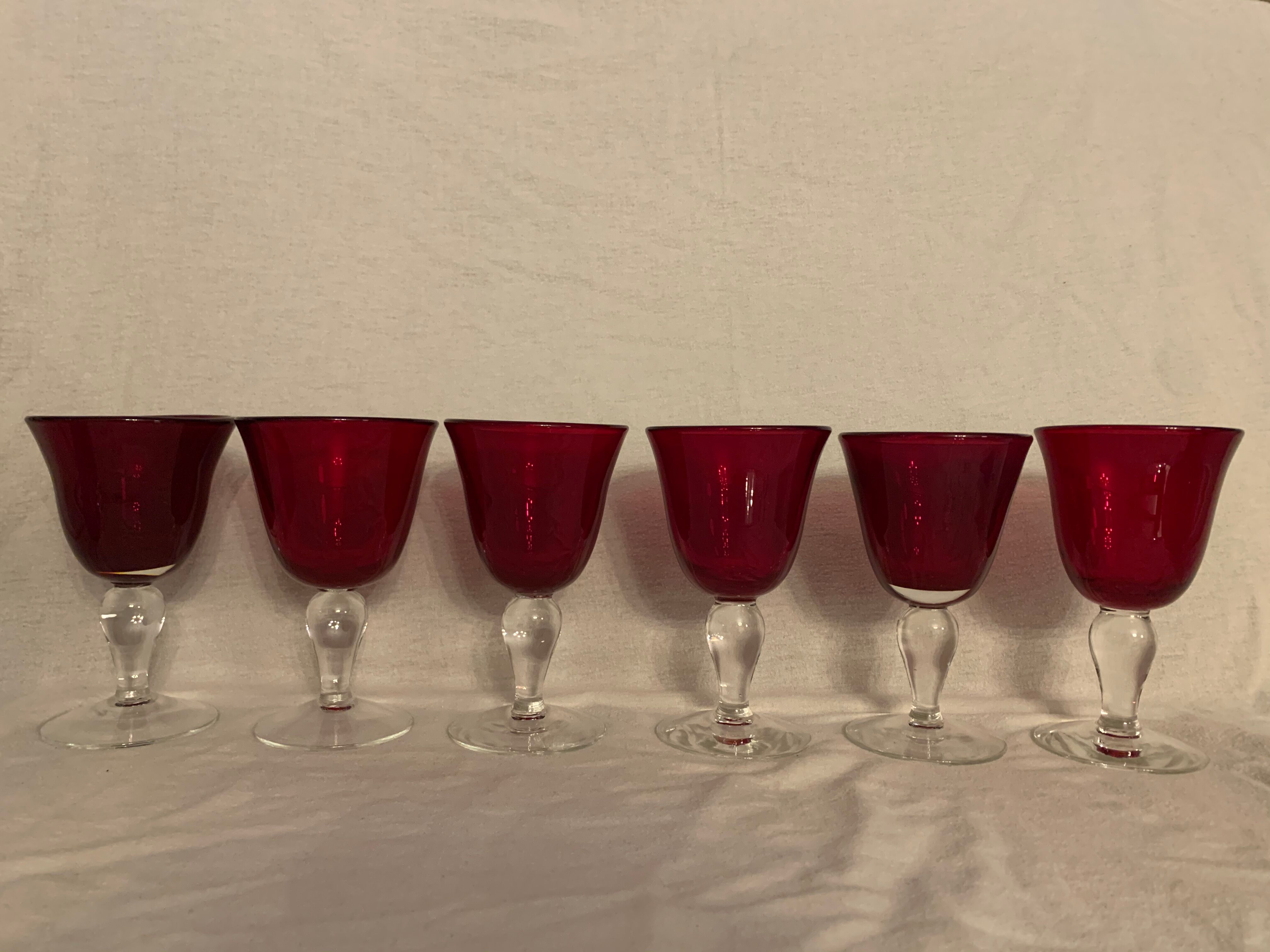 6 red bubbled puffed glasses on foot