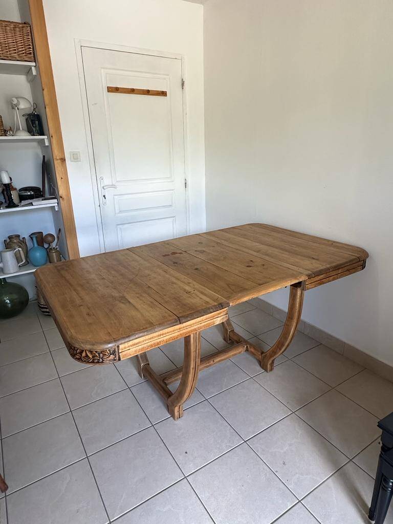 Art deco style dining table