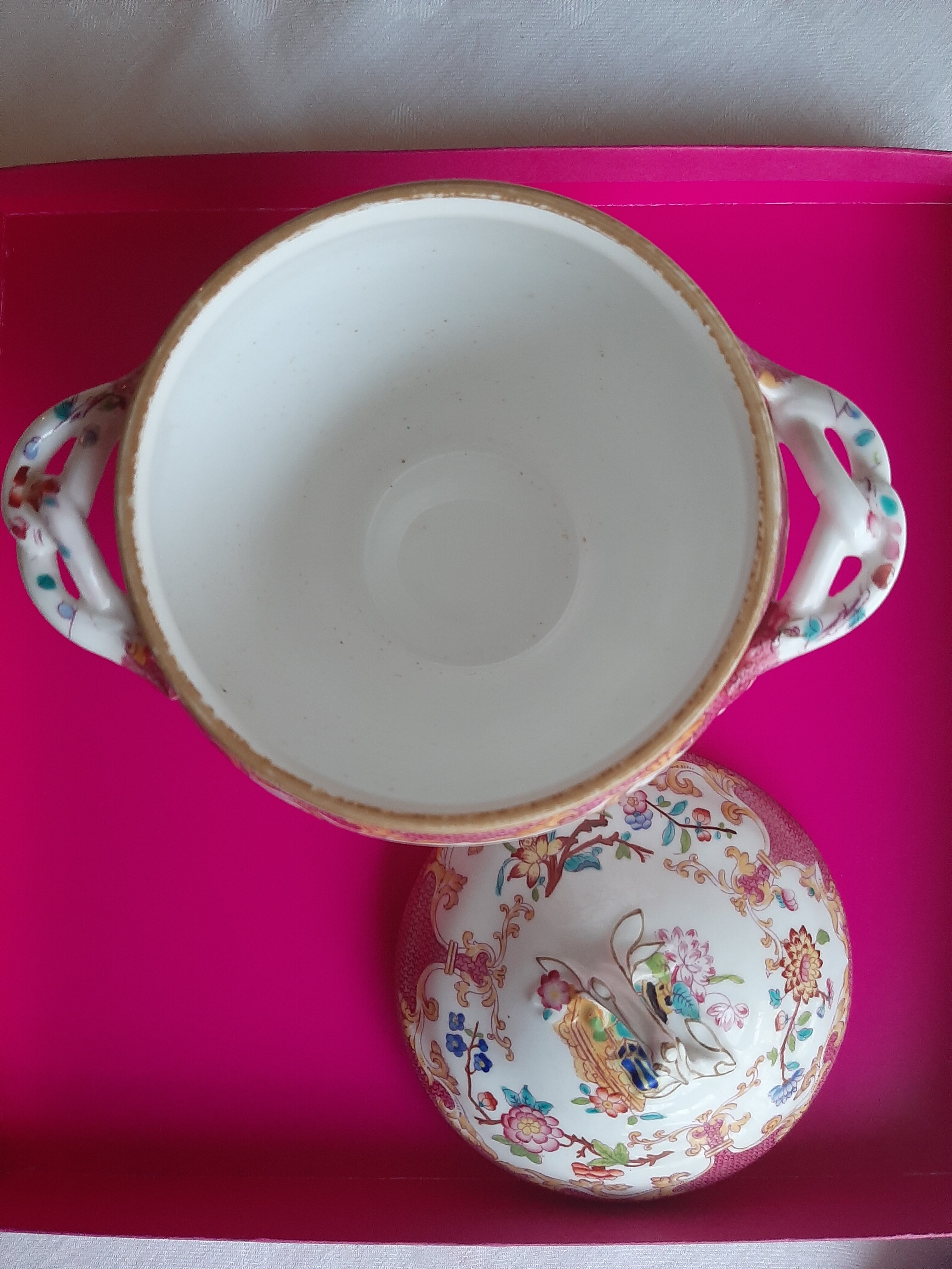 Minton porcelain covered baluster sugar bowl, 19th century