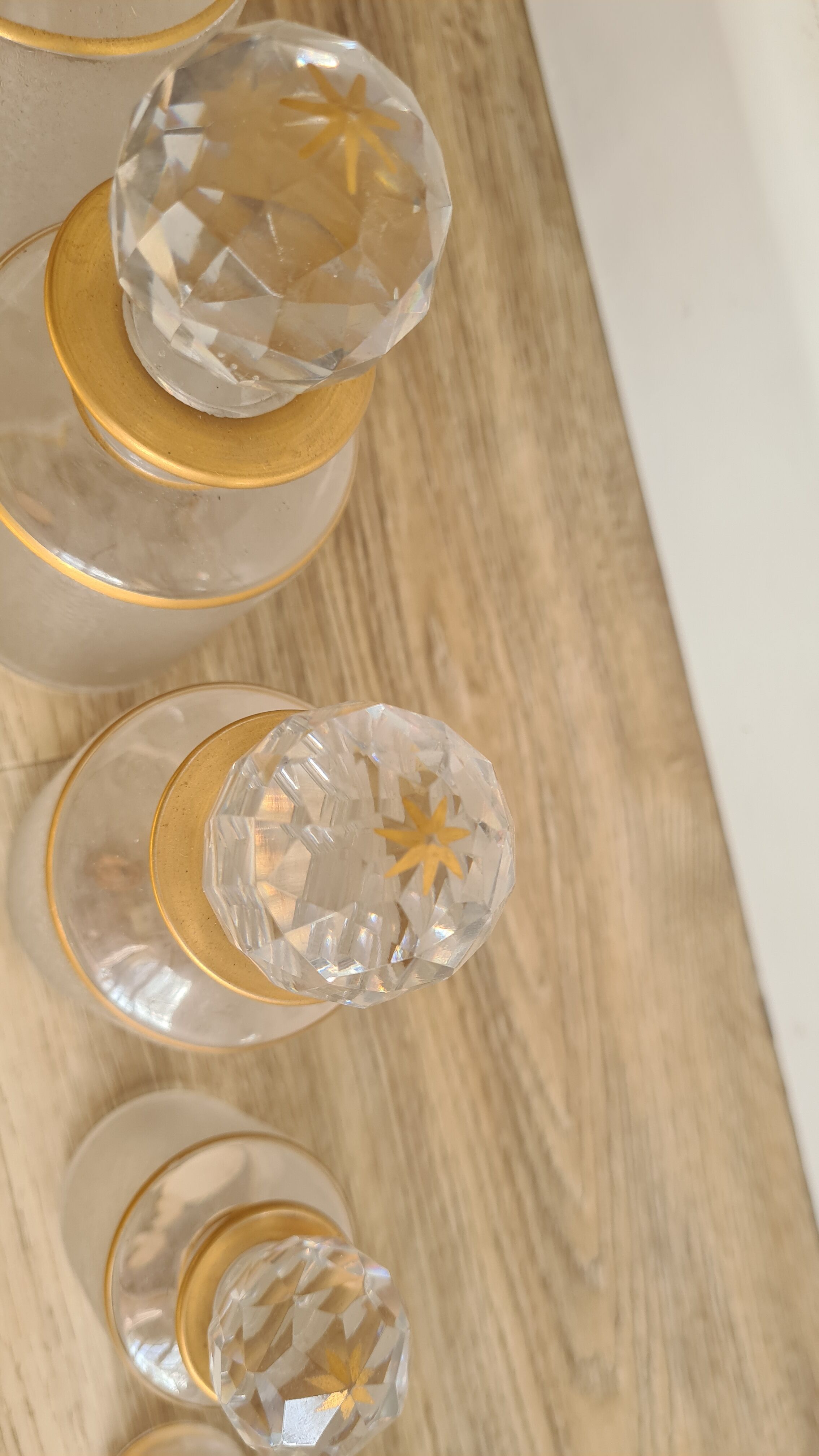 Lot 6 precious old glass bottles with Art Deco gilding La Samaritaine / vintage