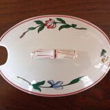 Covered sauce boat on Sarreguemines frame