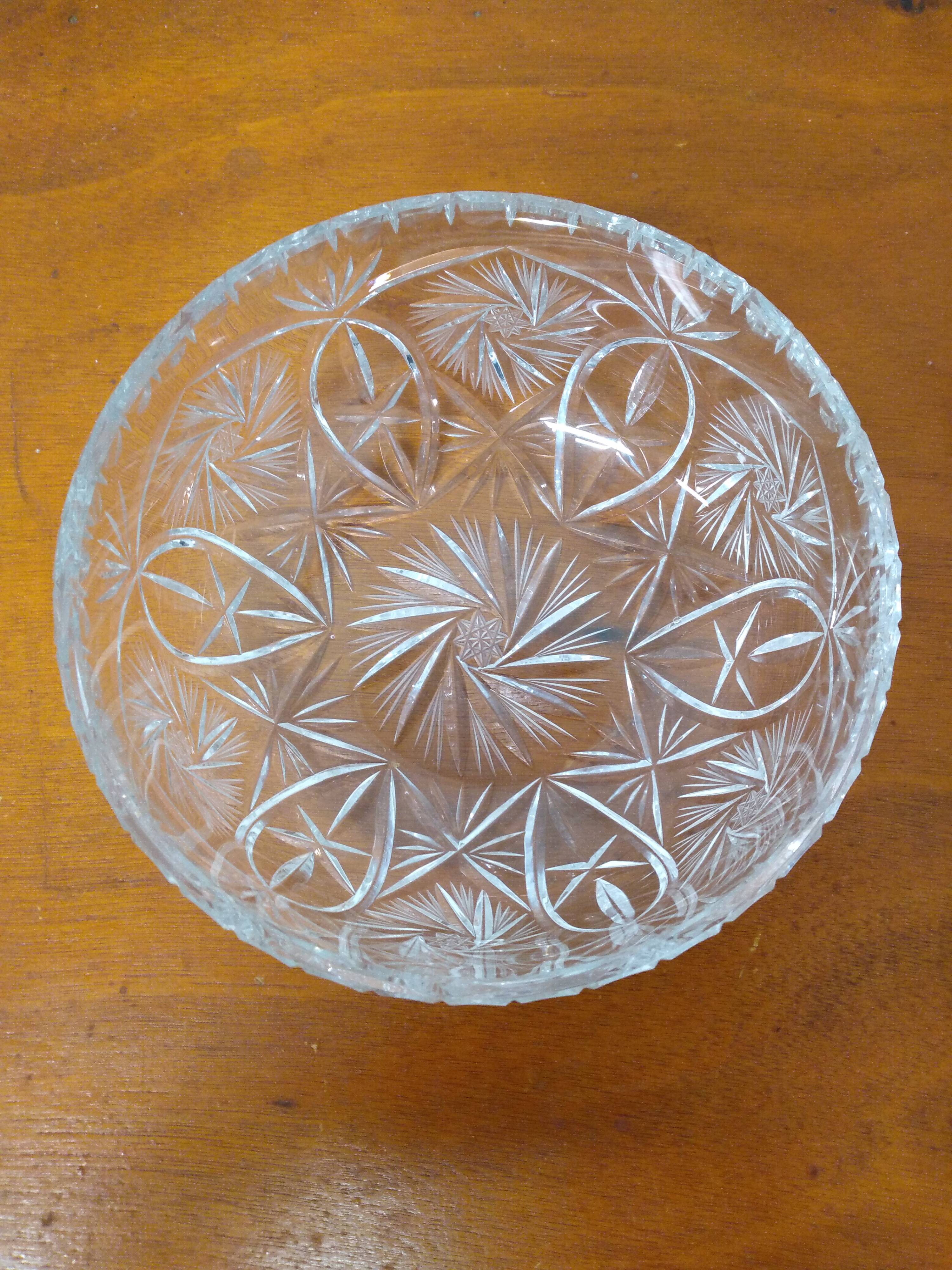 Cut crystal salad bowl