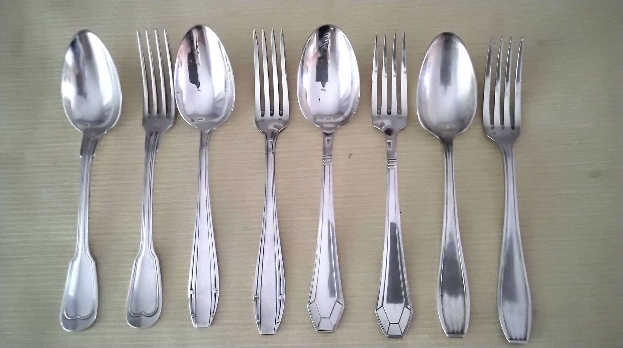 Set of 4 x 2 metal silver-plated table cutlery by SFAM and Orbrille.