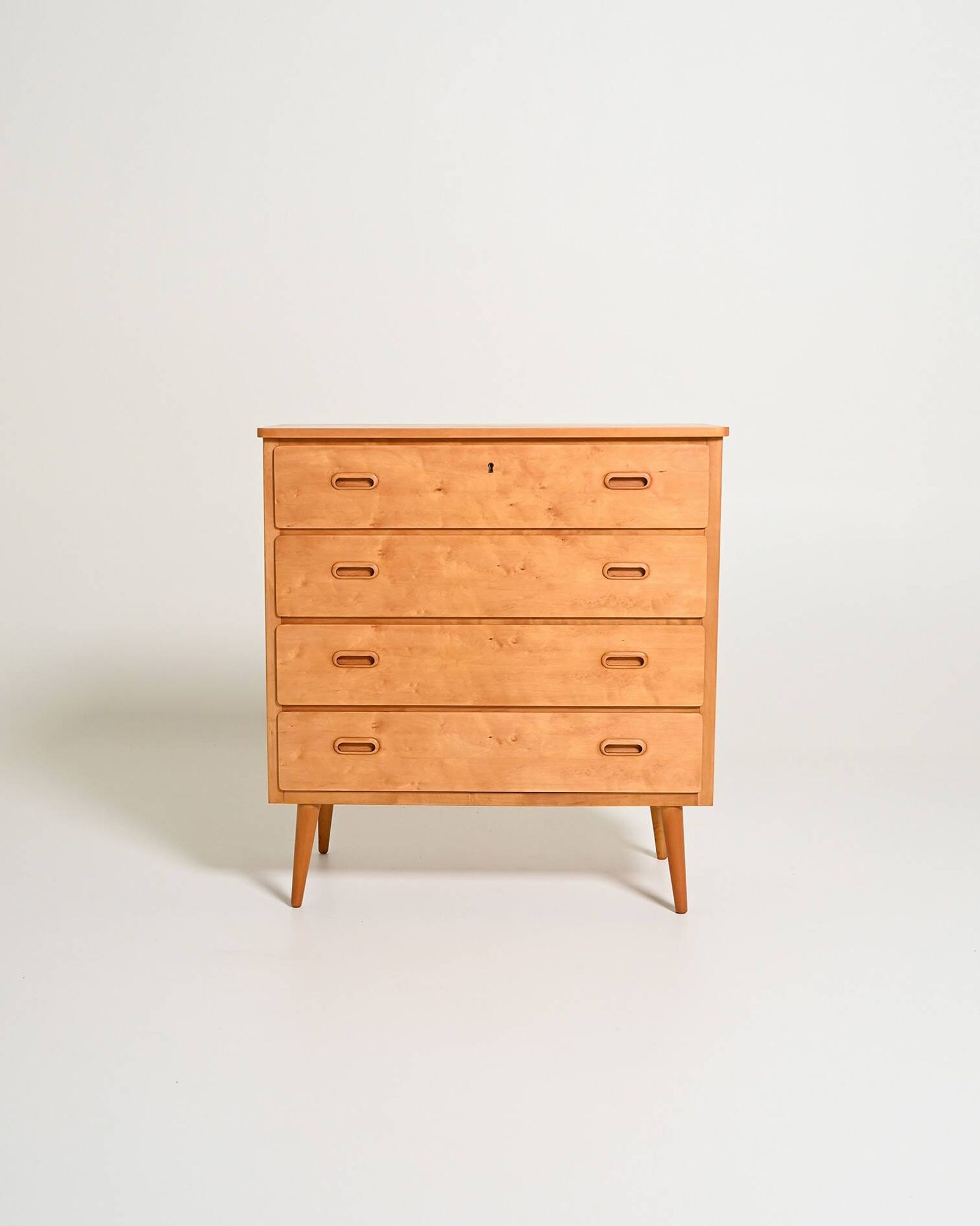 Commode en bouleau scandinave, années 1950-1960
