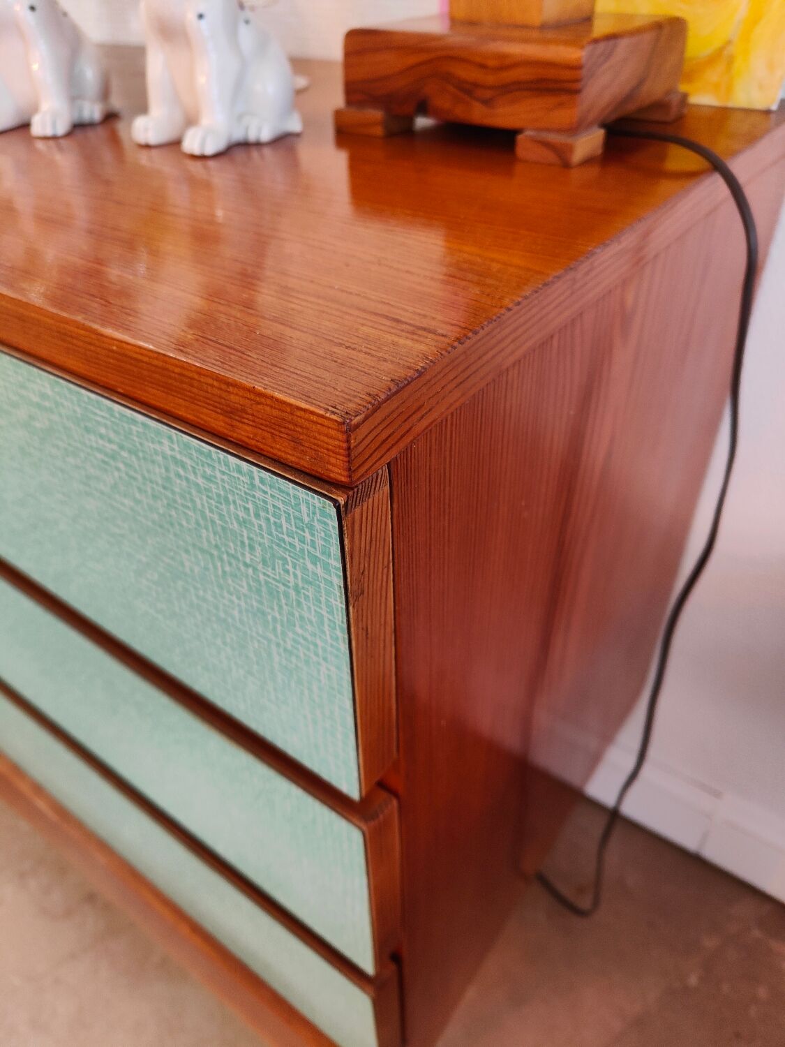 Commode Tchèque bois et formica vert d'eau