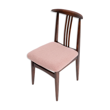 Mid-Century Beech Chair in Pale Pink Boucle, Walnut Wood, by M. Zielinski, Europe, 1960s