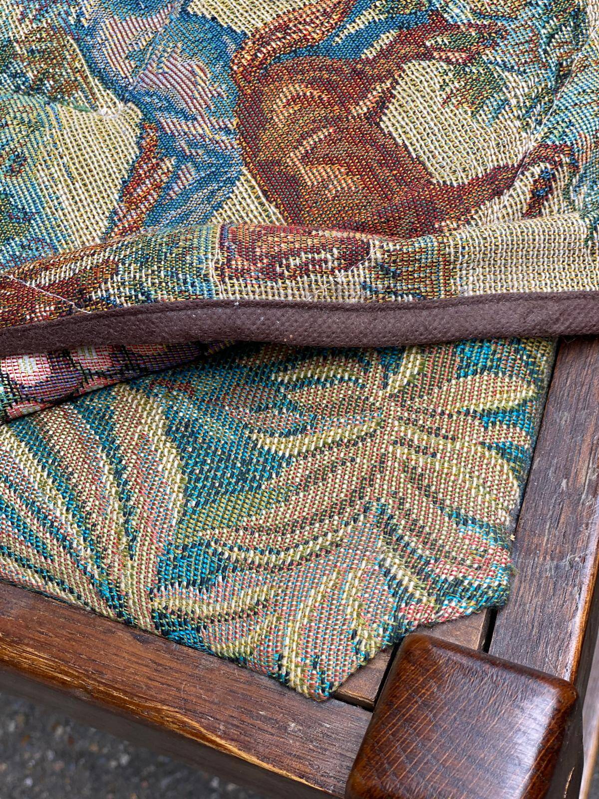 6 solid wood chairs in dark oak and floral fabric