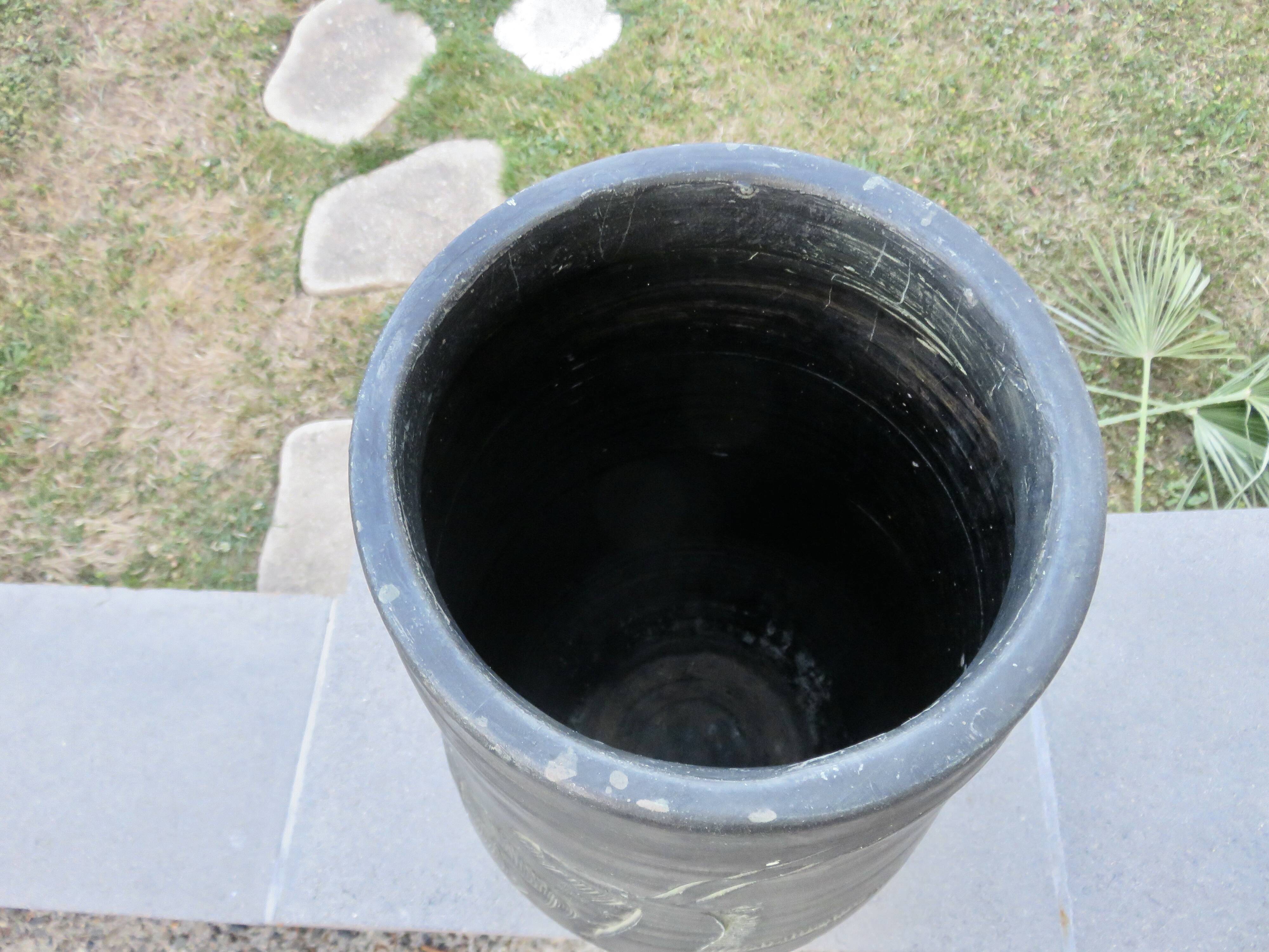 Important ceramic vase by Francisco Figueras, Catalonia, Spain.
