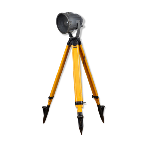 Projecteur industriel russe de