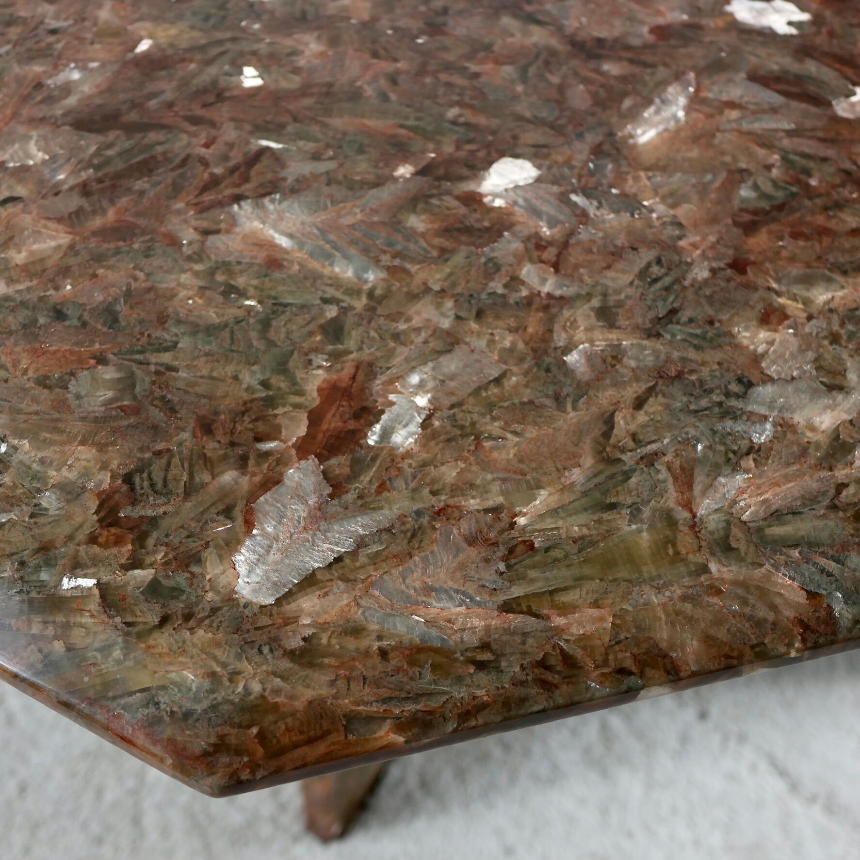 Quartz coffee table 80s