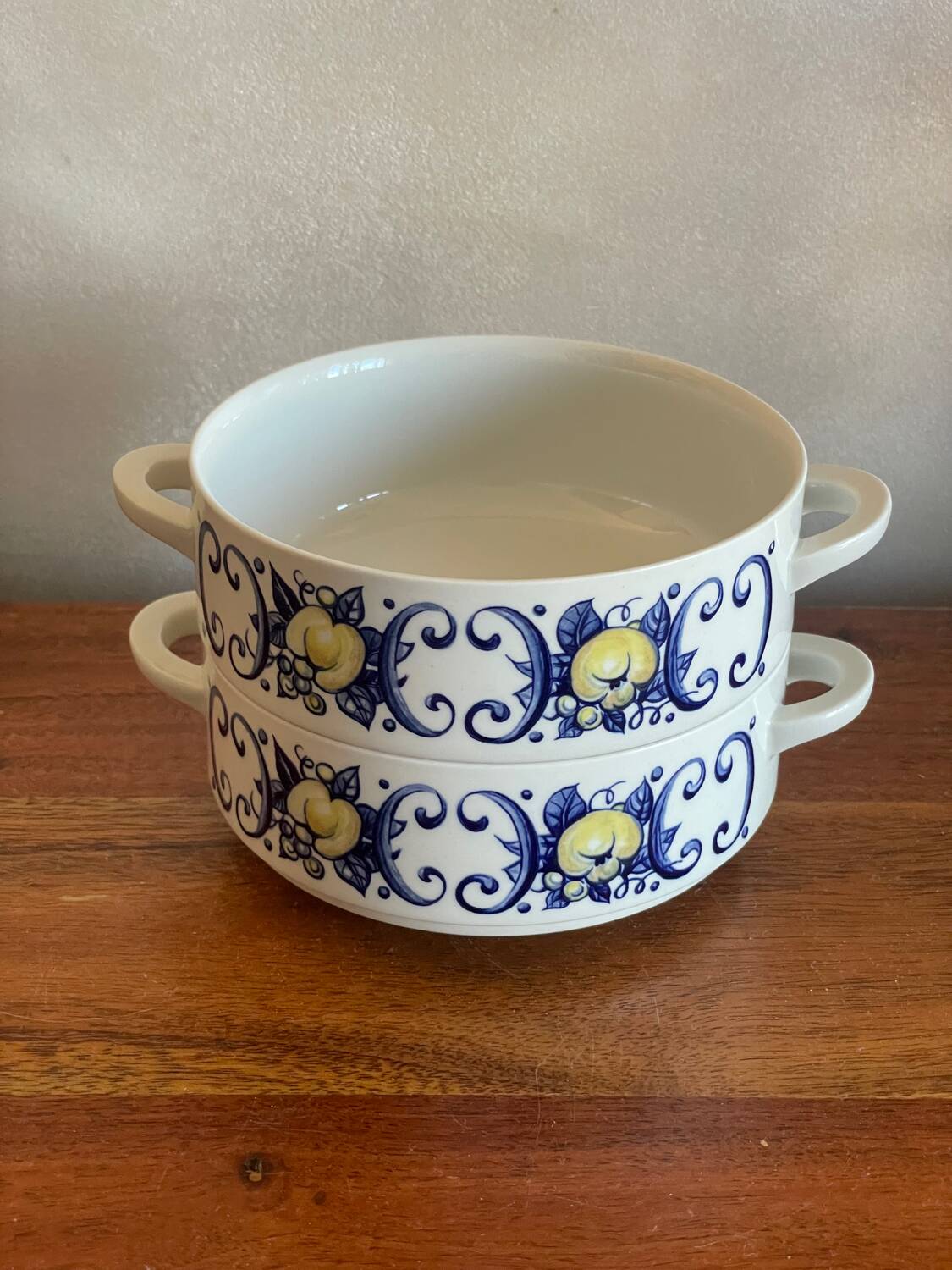 Villeroy and Boch Izmir ear bowl duo.