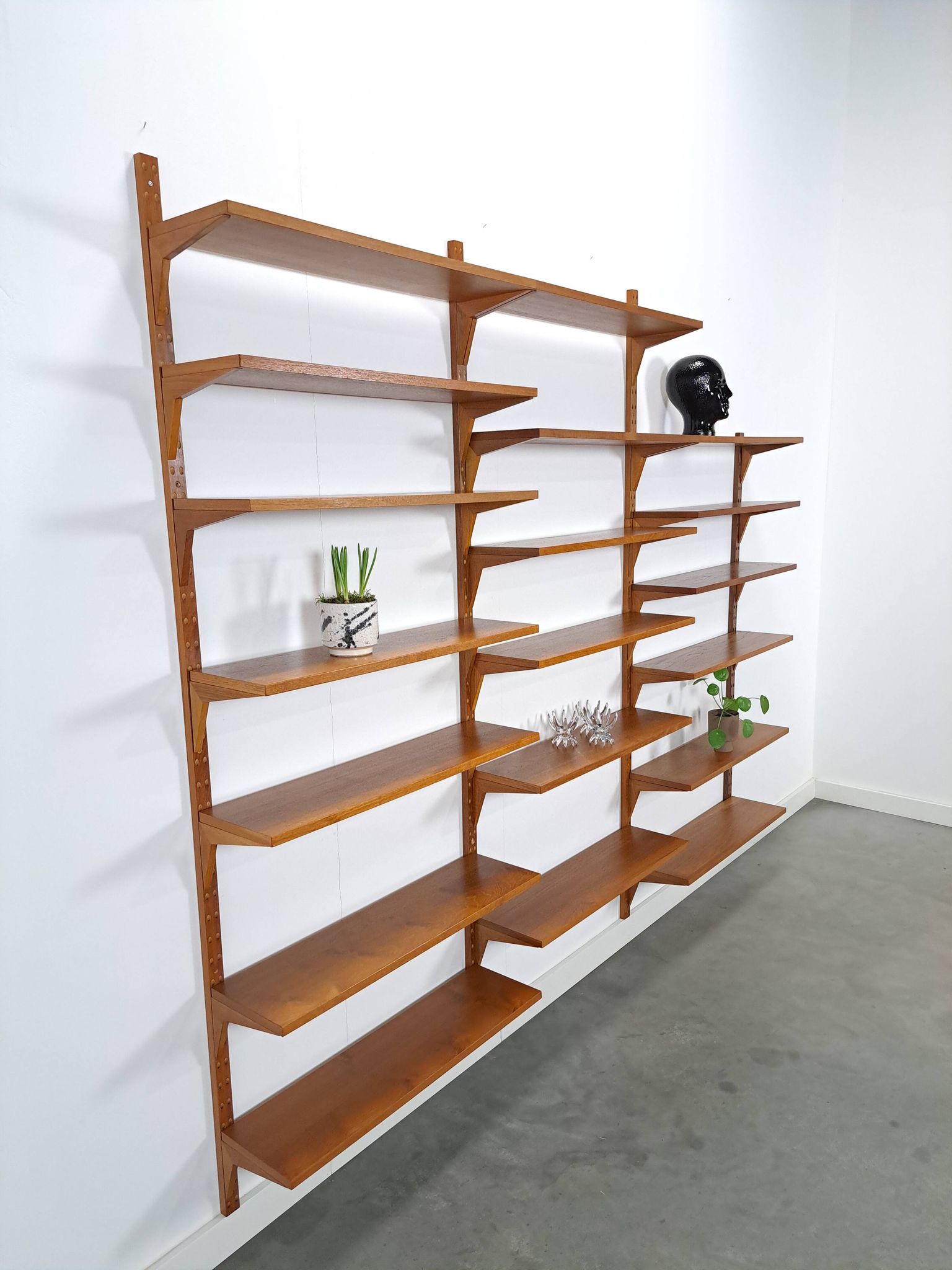 Deens Poul Cadovius Royal System modulair teak wandsysteem Cado
