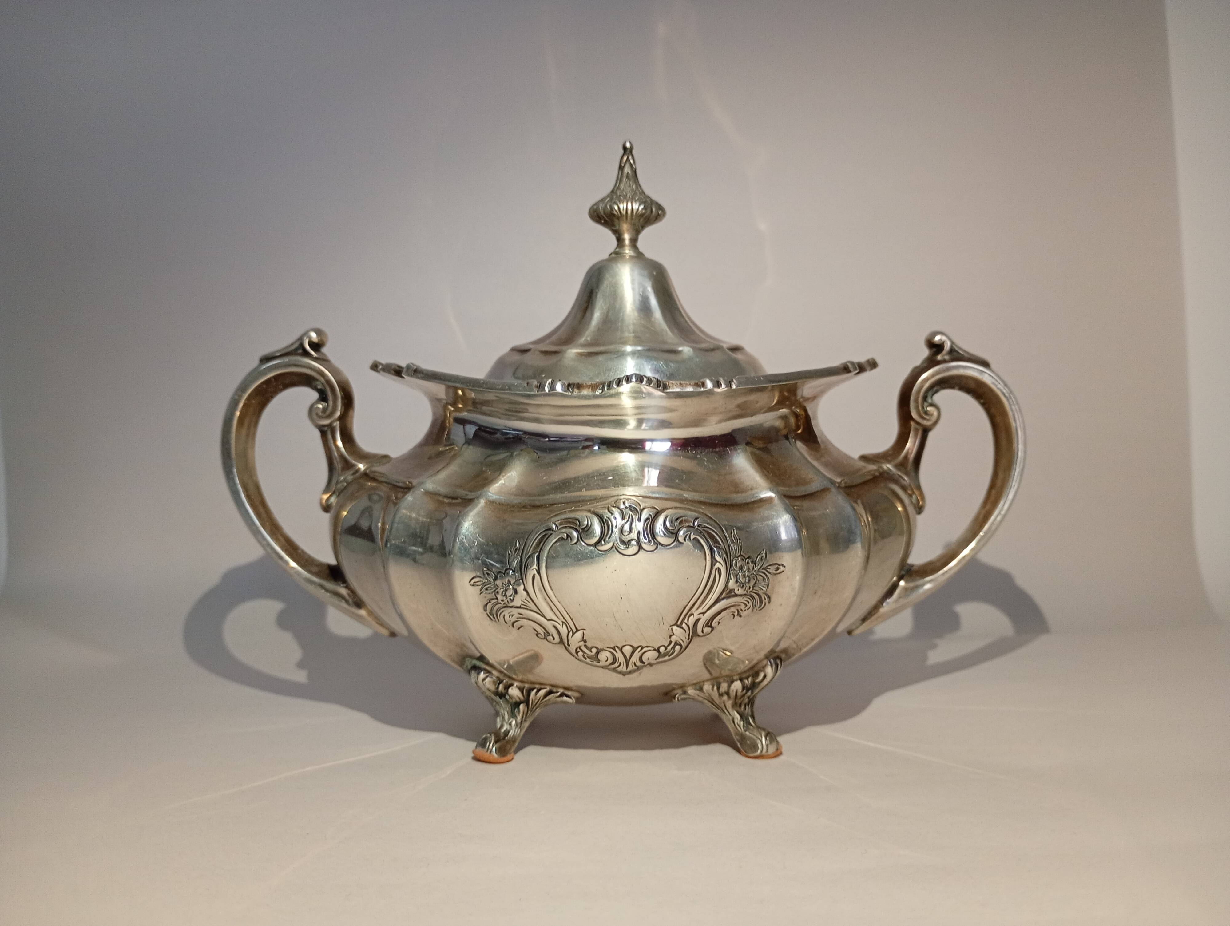Reed & Barton Solid Sterling Silver Sugar Bowl & Creamer 790 grams