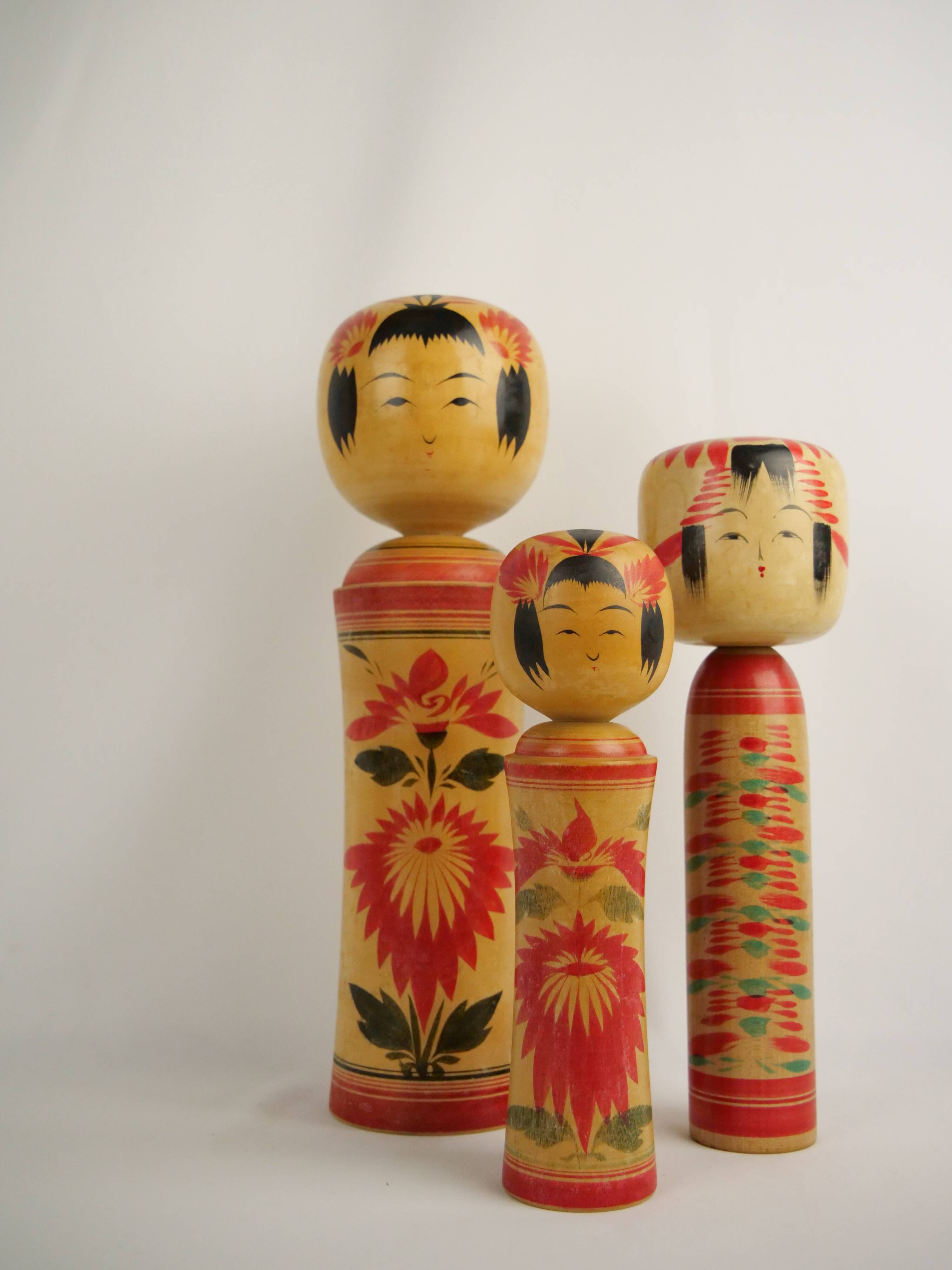 Lot of 3 KOKESHI Dolls (medium size) free shipping