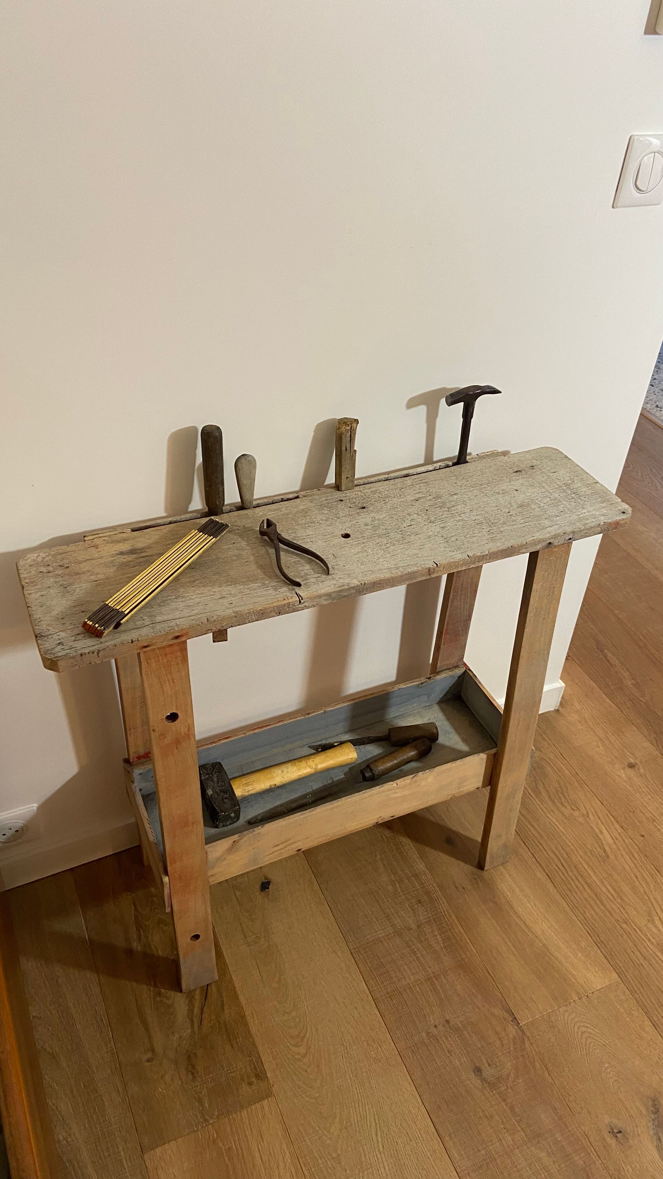 Etabli d'Atelier Artisanal en Bois en vente sur