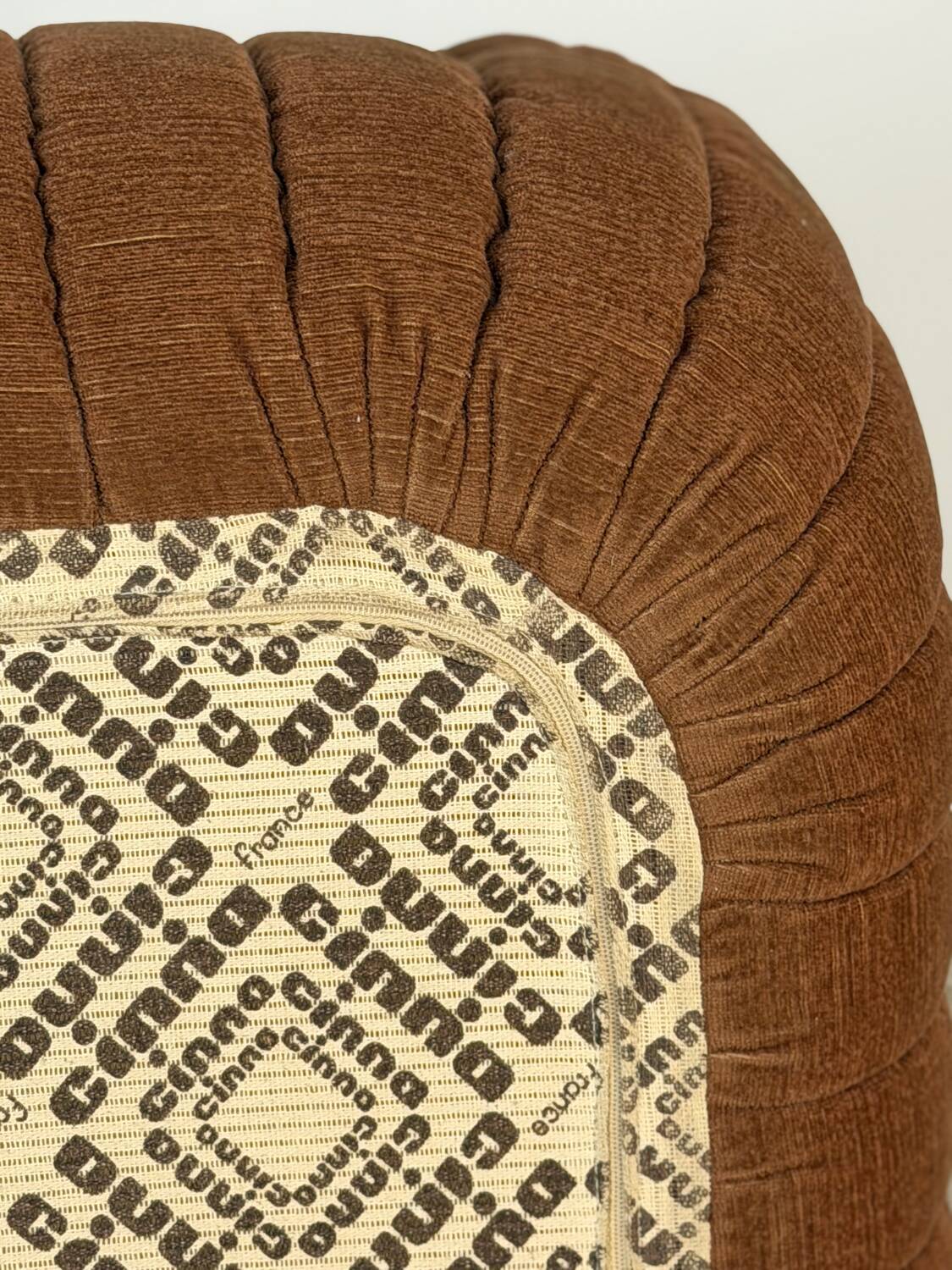 Armchair and two poufs – Annie Hiéronimus for Cinna – Corduroy velvet