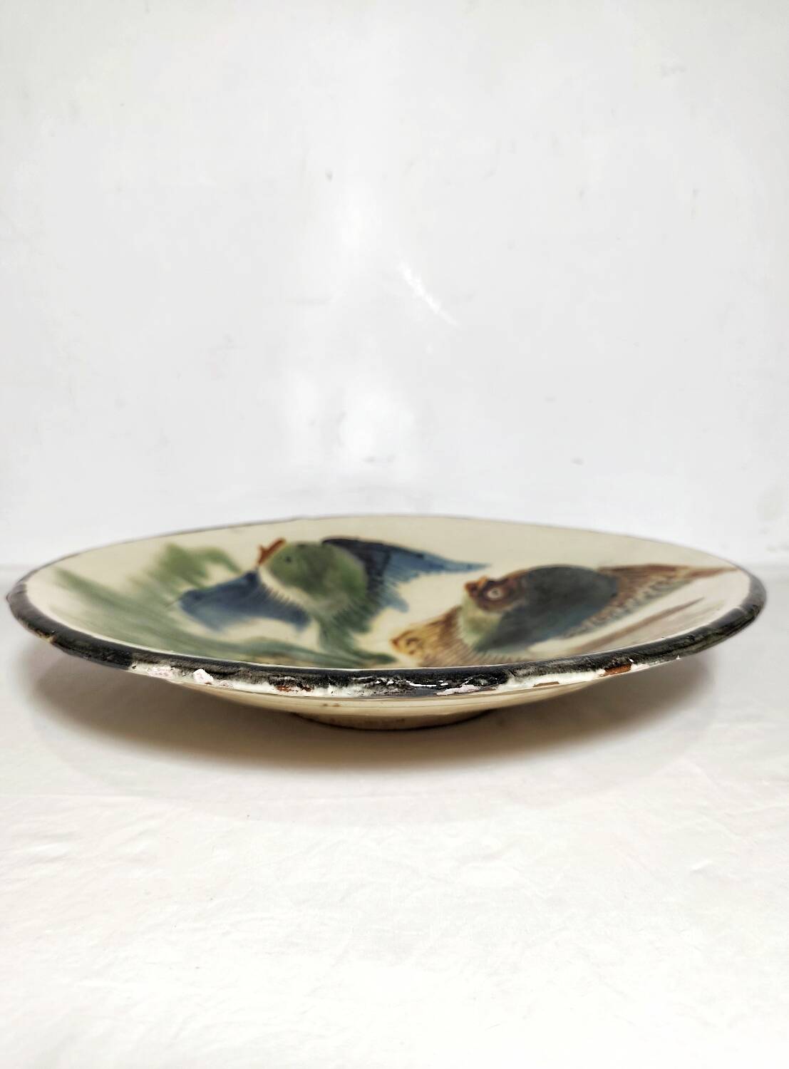 Plato de cerámica "Puigdemont".  España, 1970s.