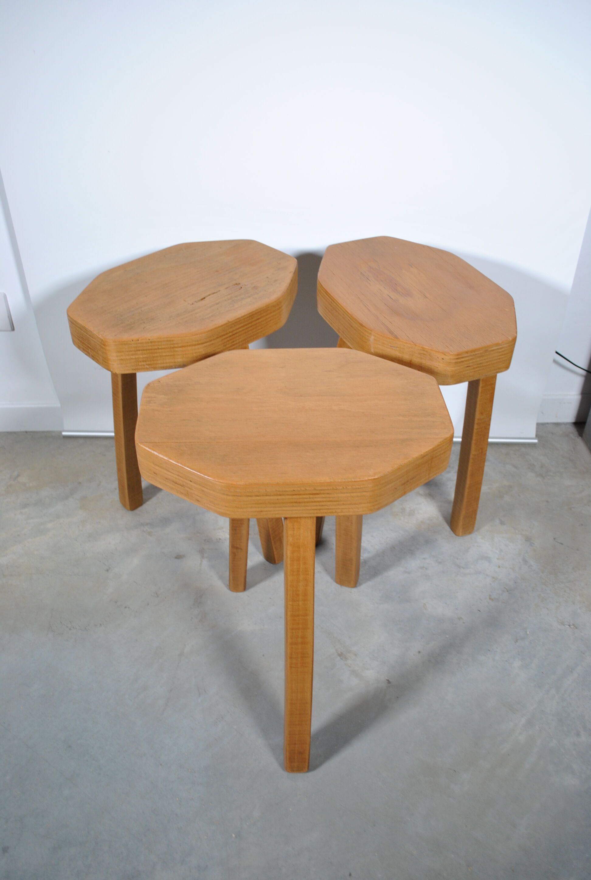Lot de 3 Table d'appoint tripode 1960