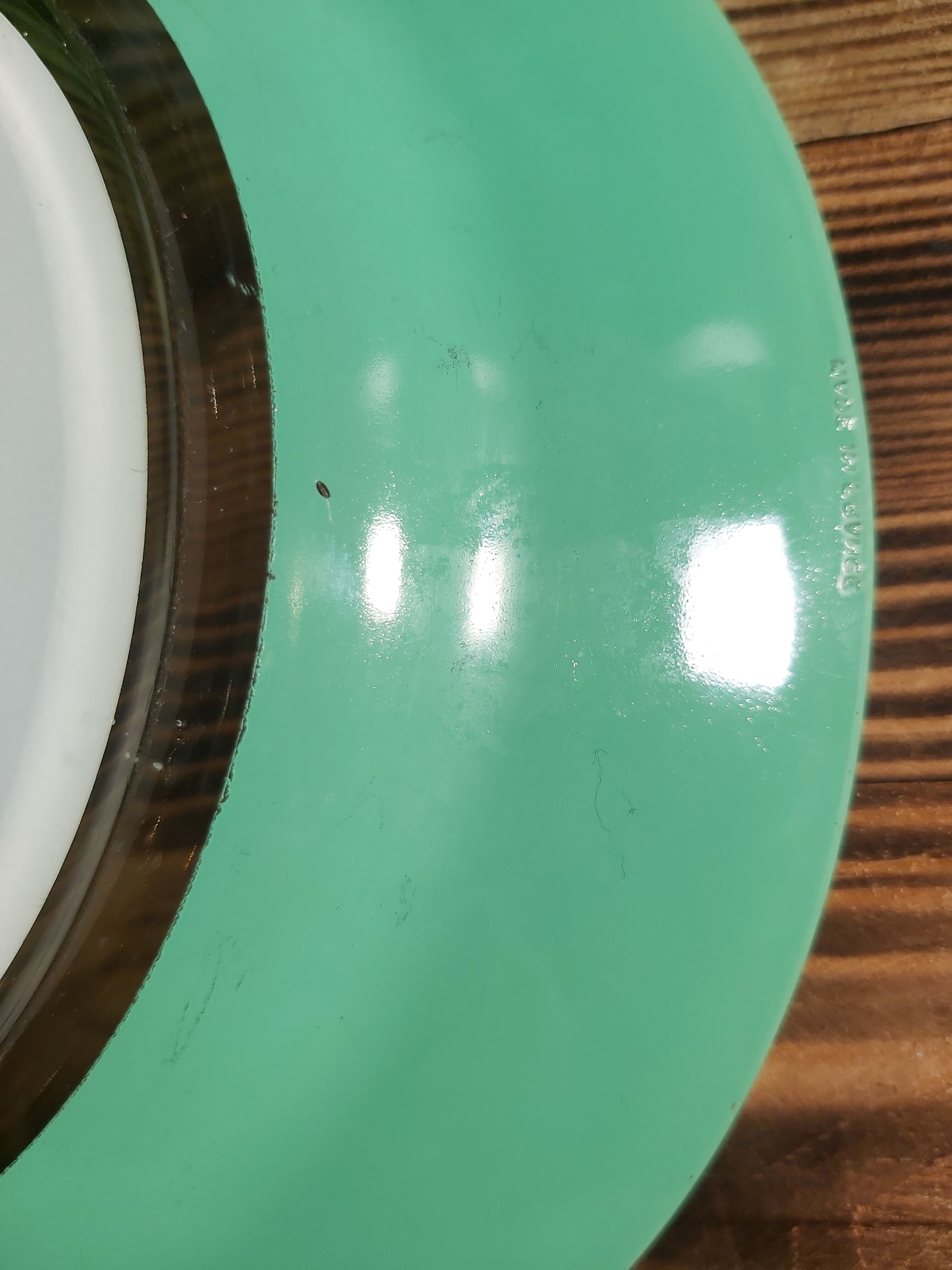 3 assiettes creuses Duralex vertes