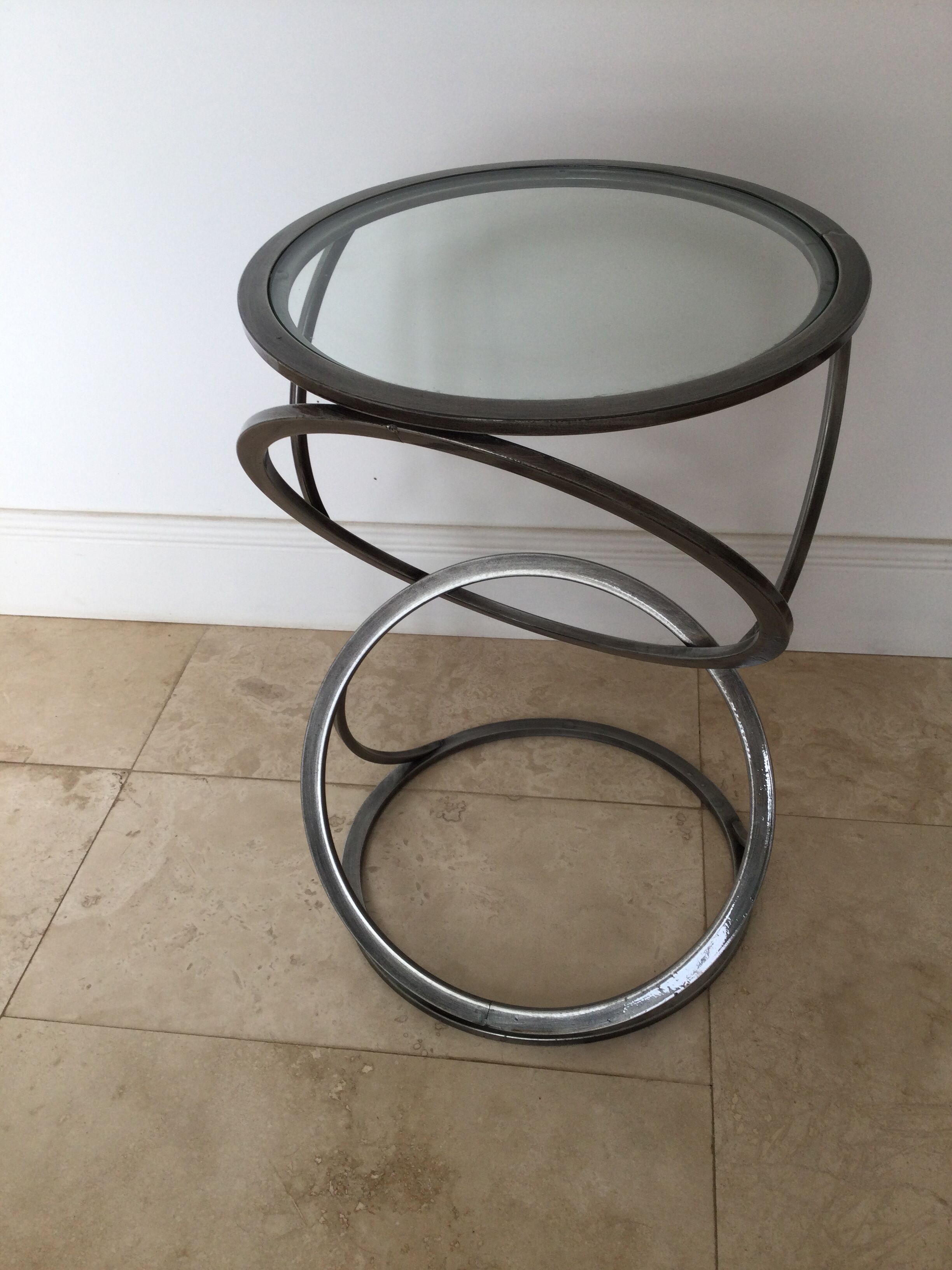 Sellette, side table, sofa tip