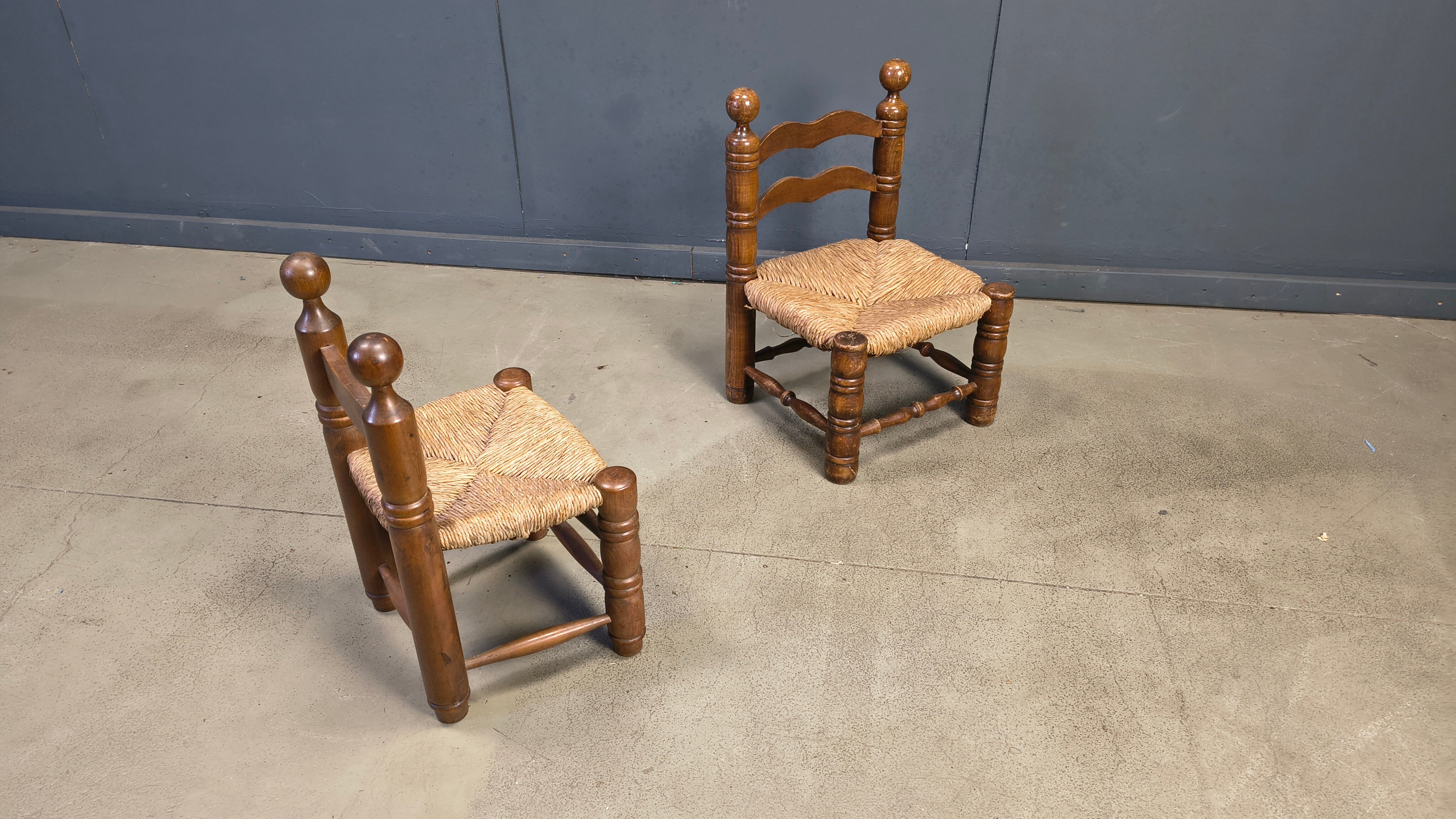 Chaises pour enfants brutalistes de Charles Dudouyt (attribuées), ensemble de 2, années 1960.