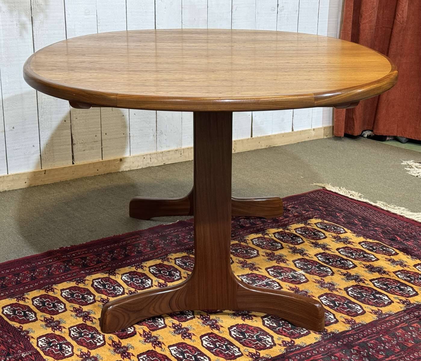 G-Plan oval teak table from the 1970s with a butterfly extension.
