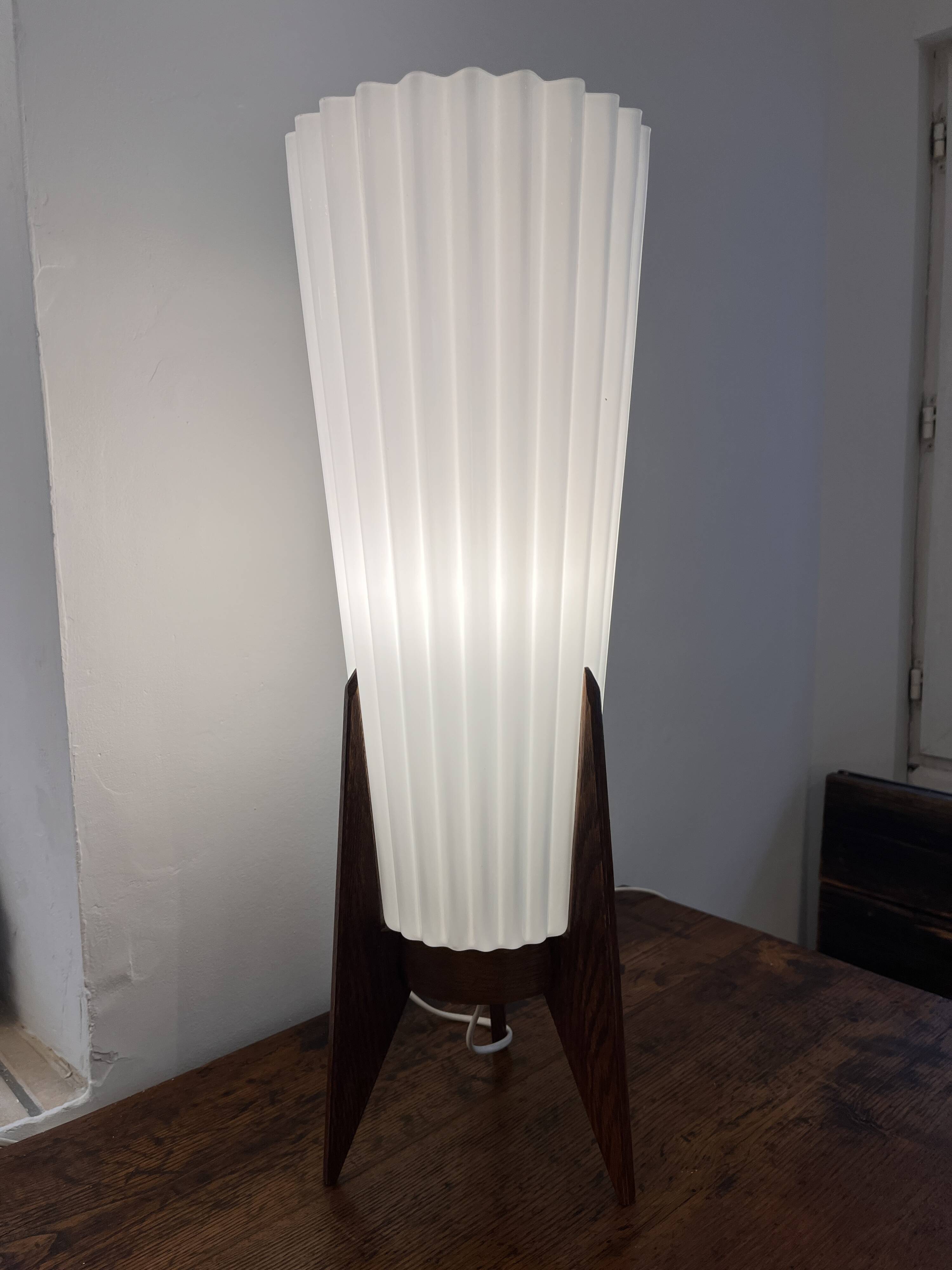 Lampe tripode scandinave design  années 70/80