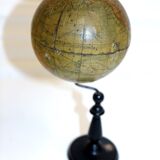 Globe terrestre en bois, Suède, 1940