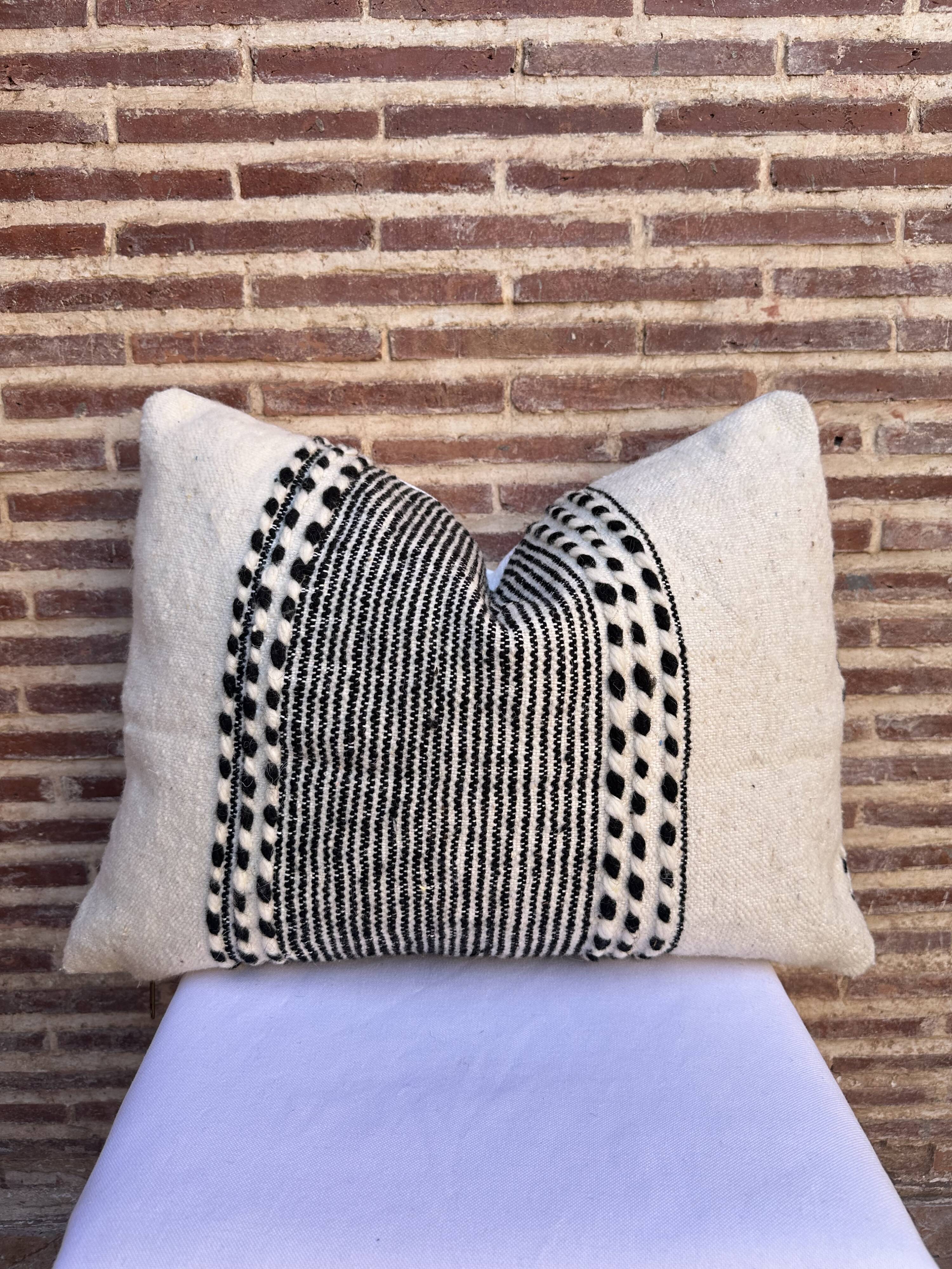 Zanfi Berber Rectangular Cushion Cover - Handmade - 100% Wool
