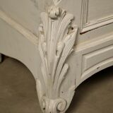 Meuble de présentation style Louis XV, bois peint