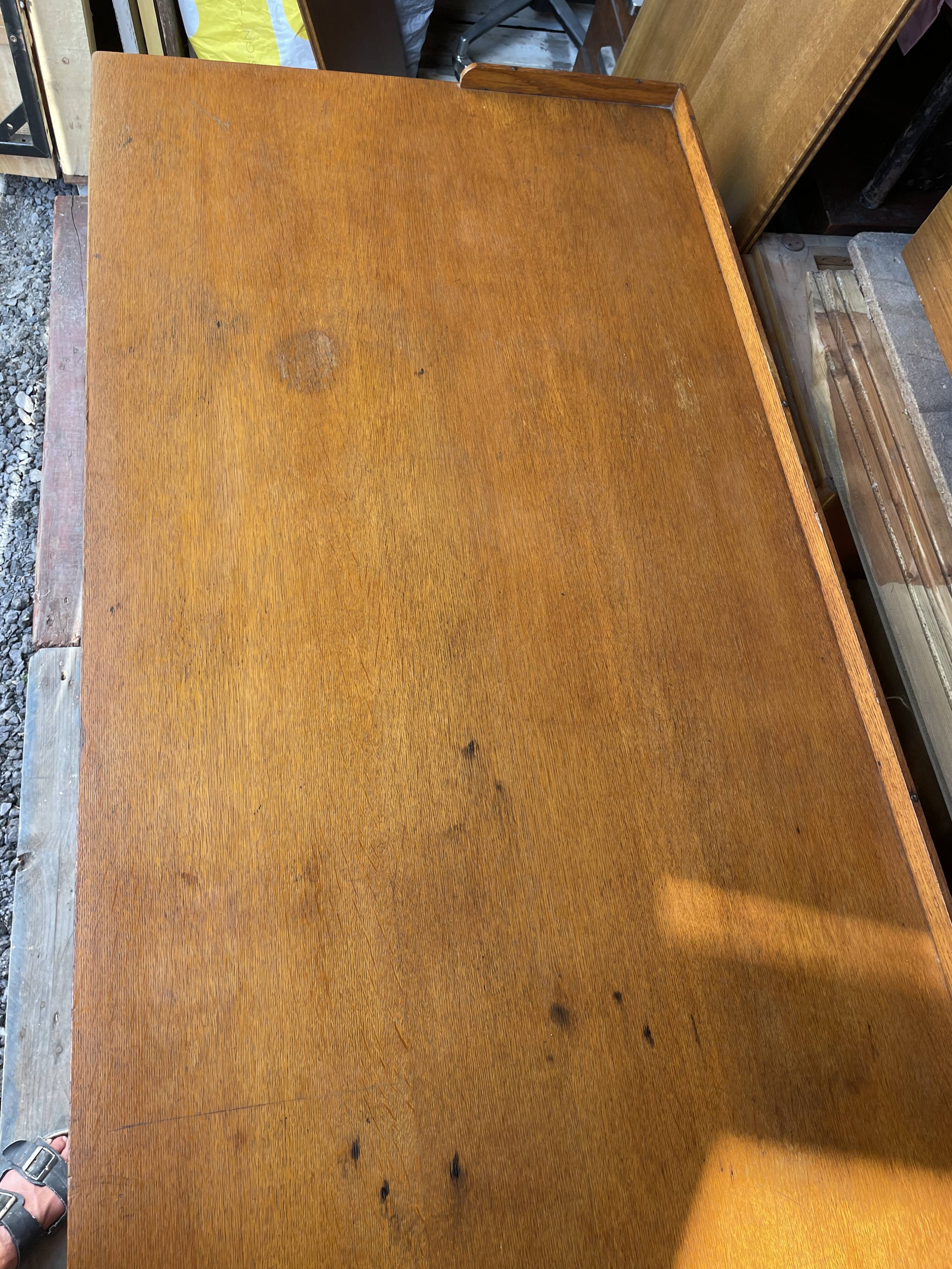 Vintage office year 50