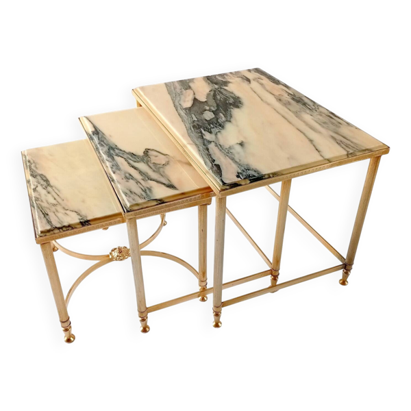 Tables gigognes en laiton et marbre