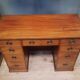 Nineteenth-century chest of drawers in mahogany.
