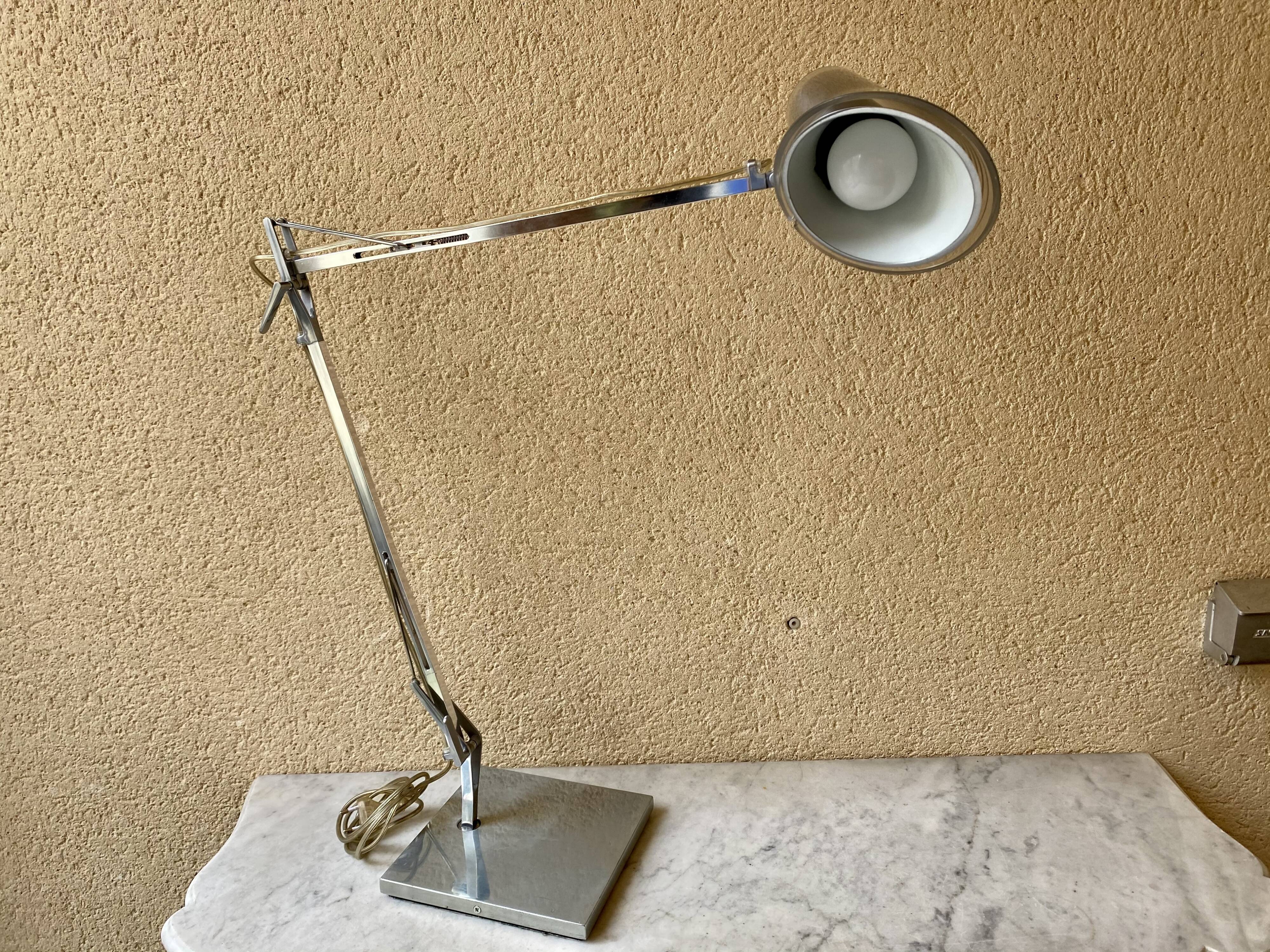 Kelvin T Flos design Antonio Citterio chrome aluminium desk lamp