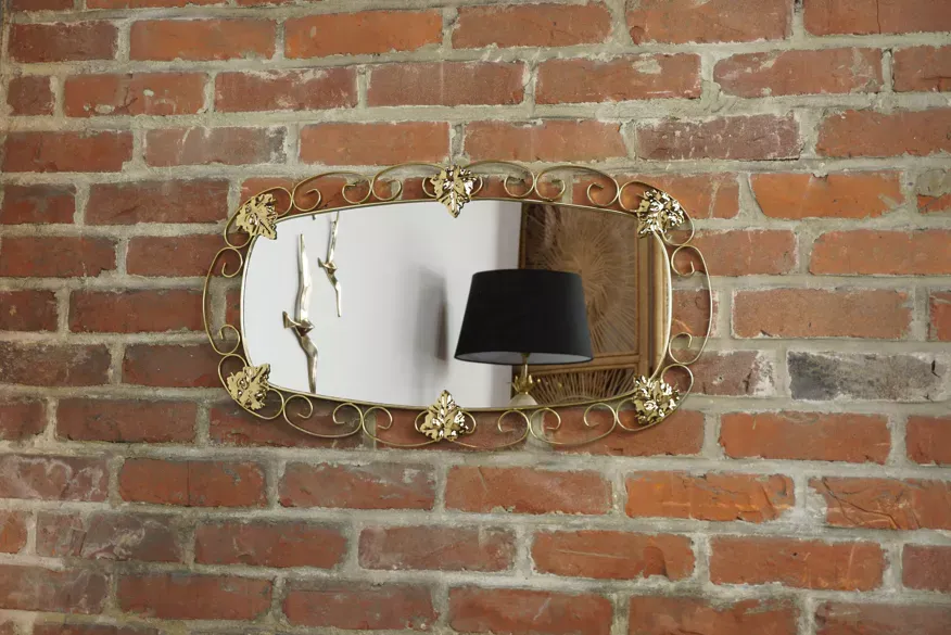 Miroir ovale années 50 en laiton - 38x69cm