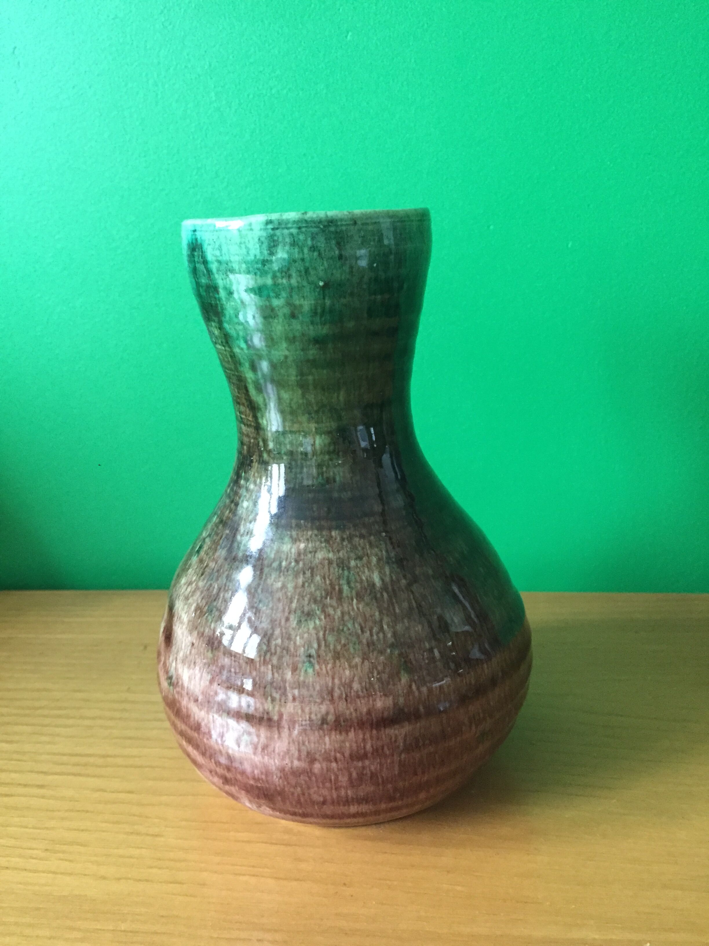 Accolay pottery vase
