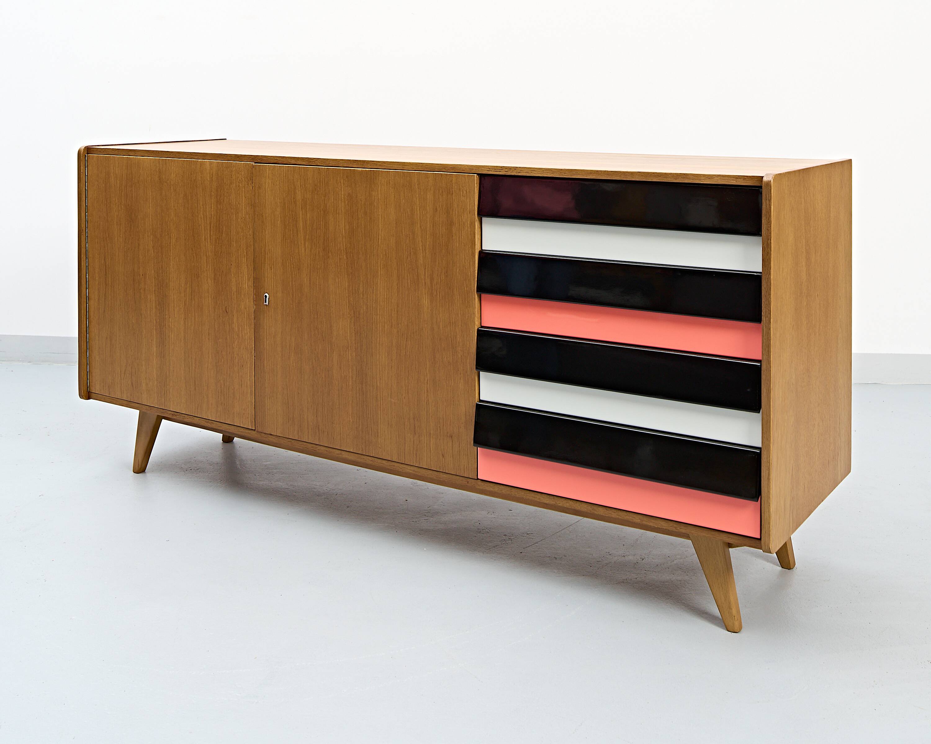 Model U-460 Sideboard in Oak by Jiří Jiroutek for Interier Praha, 1965