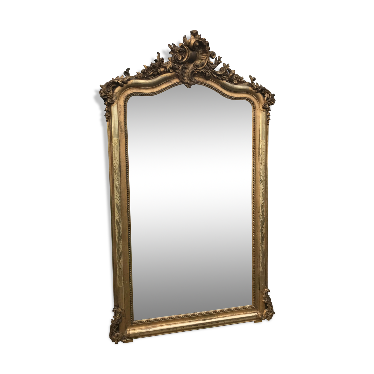 Mirror with a golden leaf pediment, 151x90cm