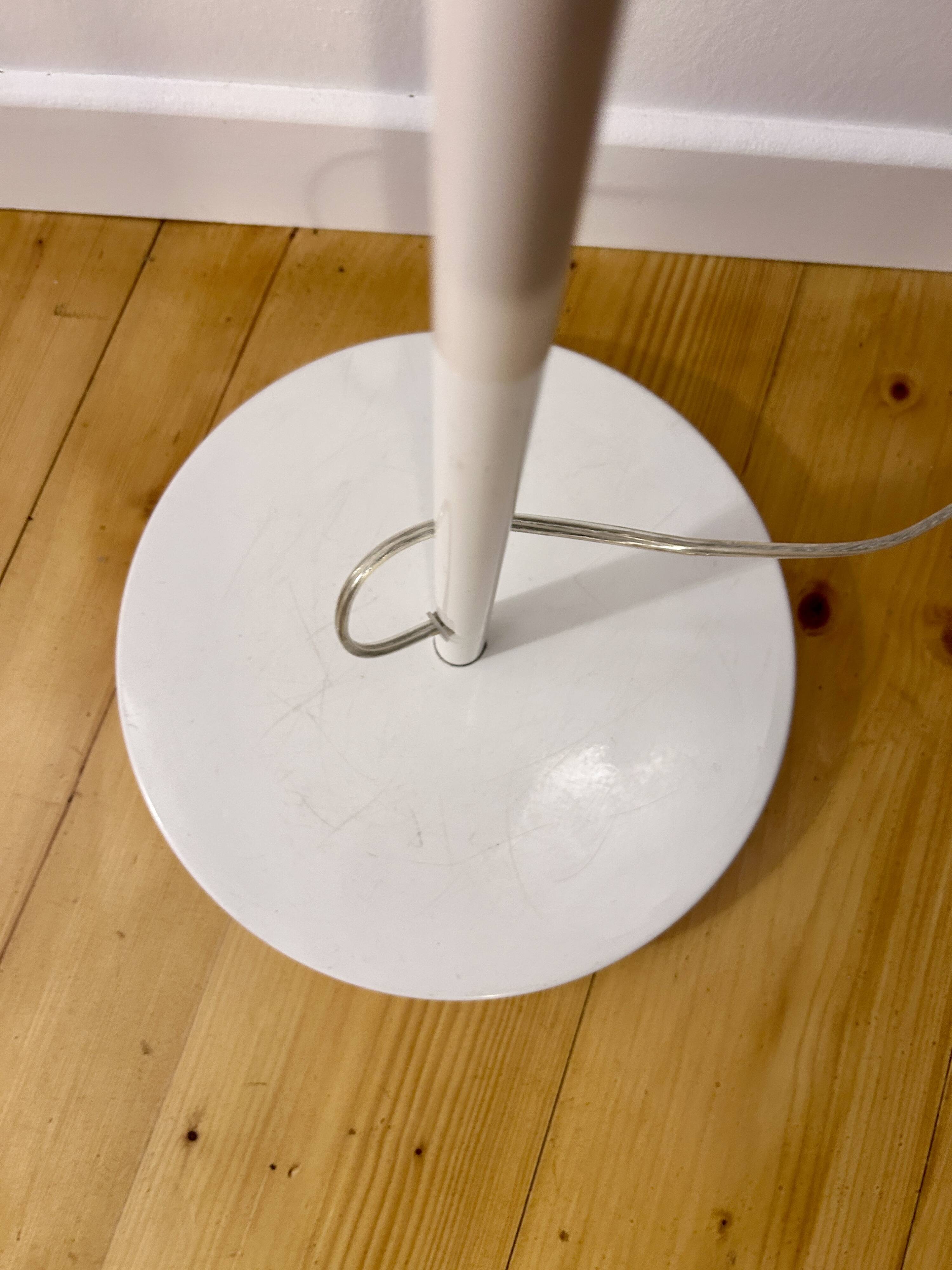 Lampadaire eyeball en métal blanc