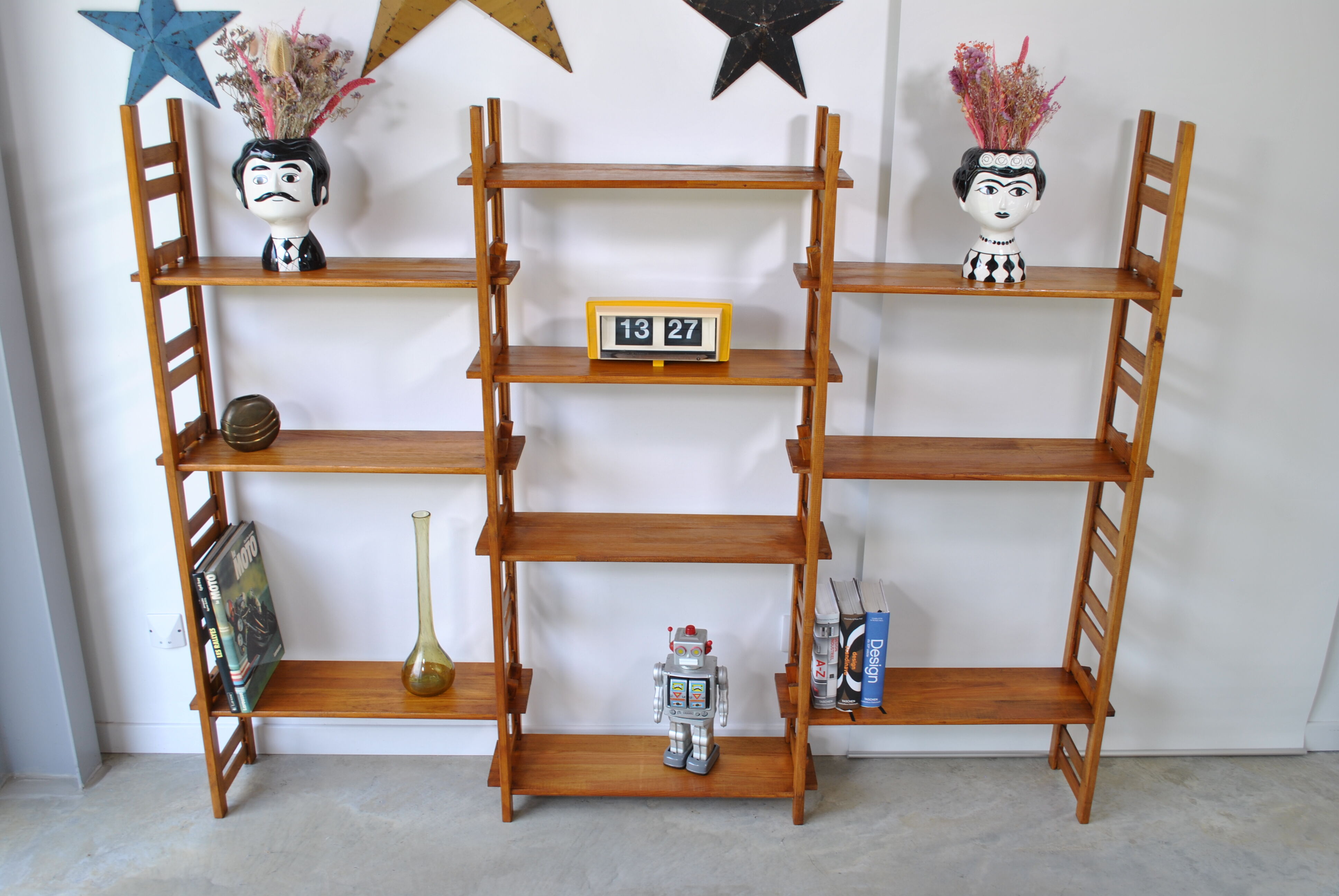 Vintage 1970 shelf