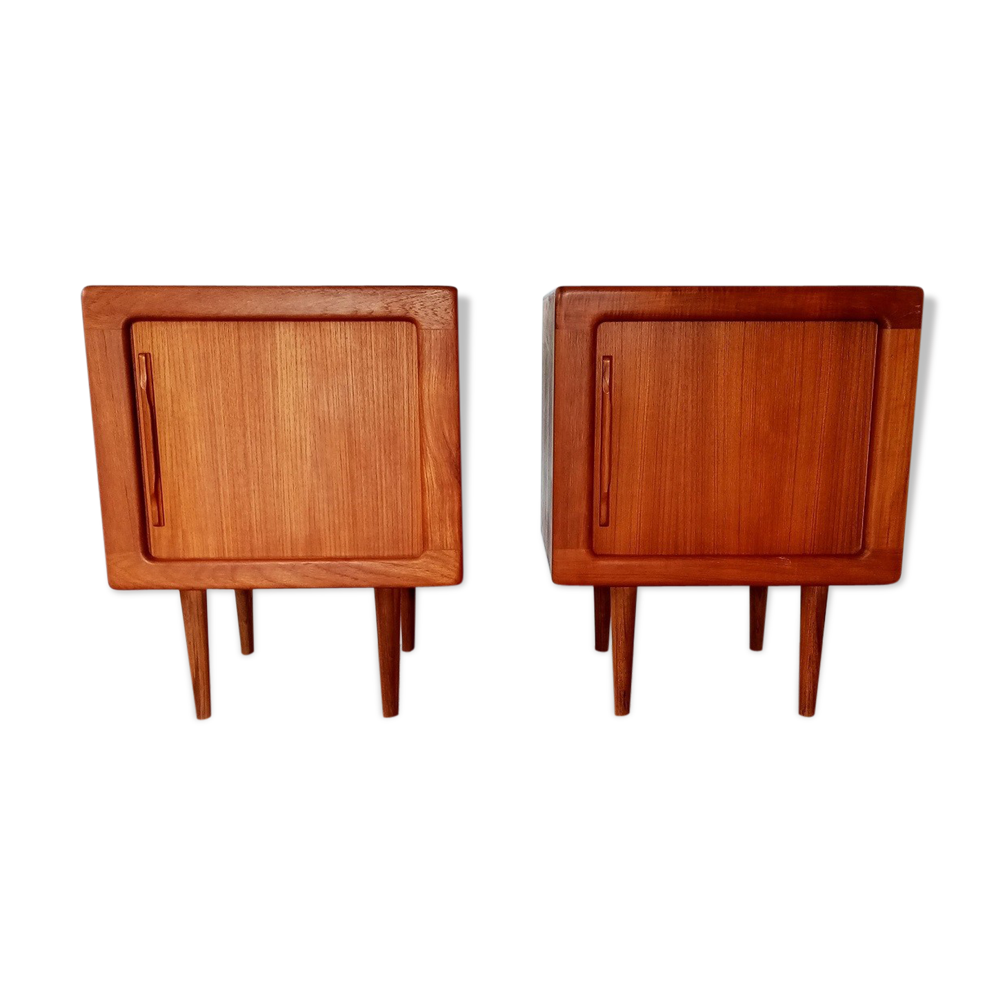 Pair of scandinavian bedsides in curtain teak
